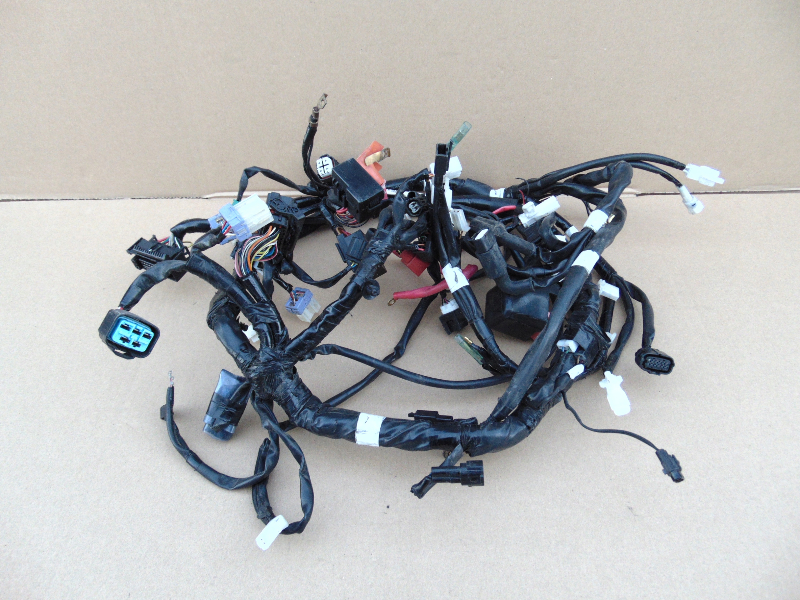 YAMAHA XMAX 125 18 INSTALACJA ELEKTRYCZNA WIAZKA
