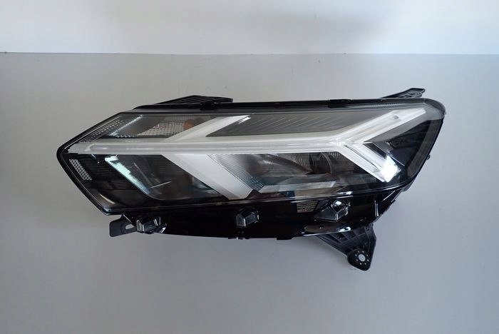 DACIA SANDERO LOGAN III JOGGER 20- reflektor left light left 260601750R