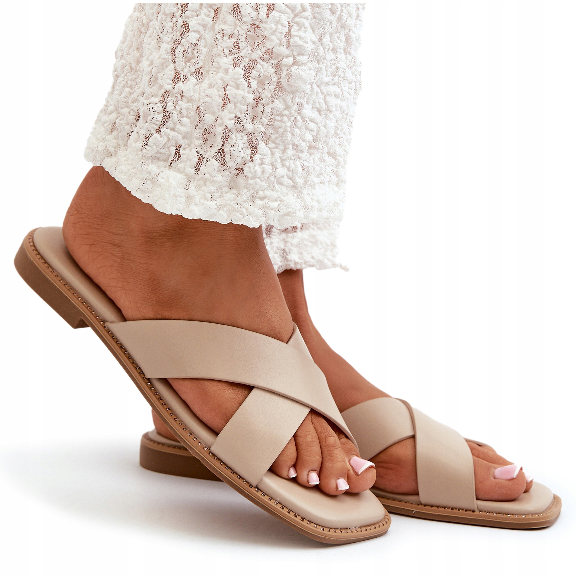 Žabky Dámské Na Plochém Podpatku Eko Kožené S.barski KV27-002 Béžová 36