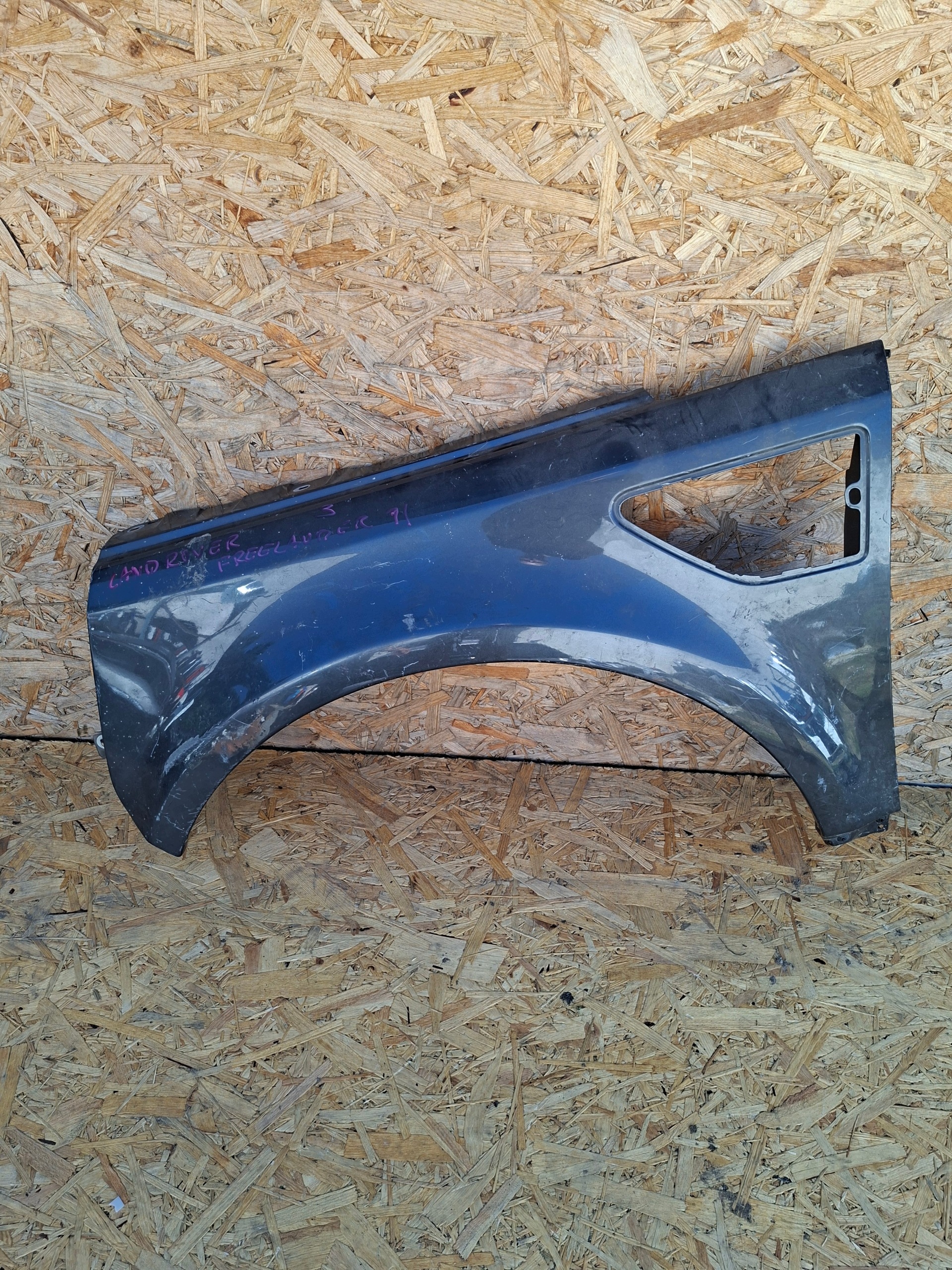 fender front front left LAND ROVER FREELANDER II