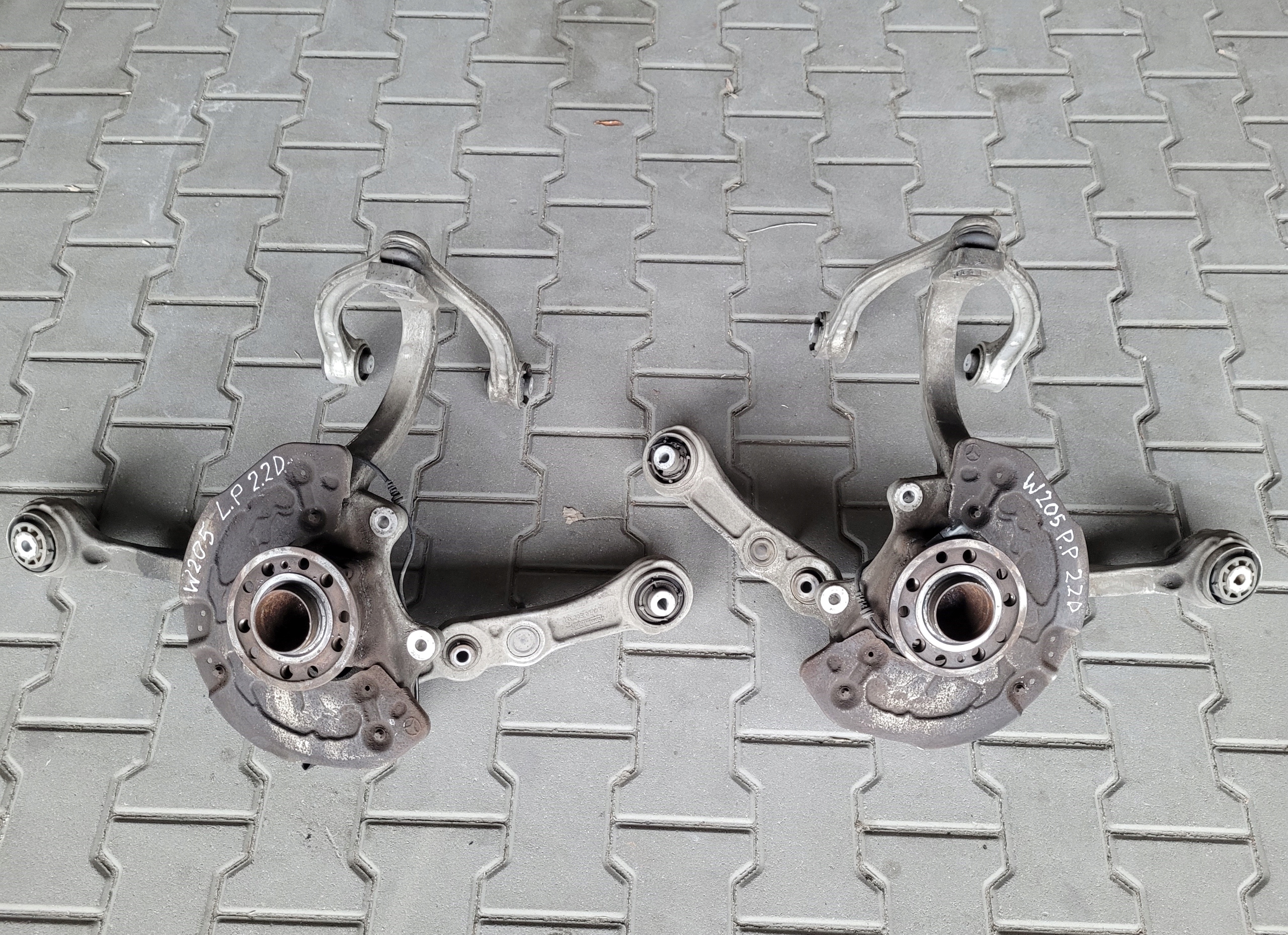 swing front right arm front MERCEDES C W205 2.2 D CDI HYBRID