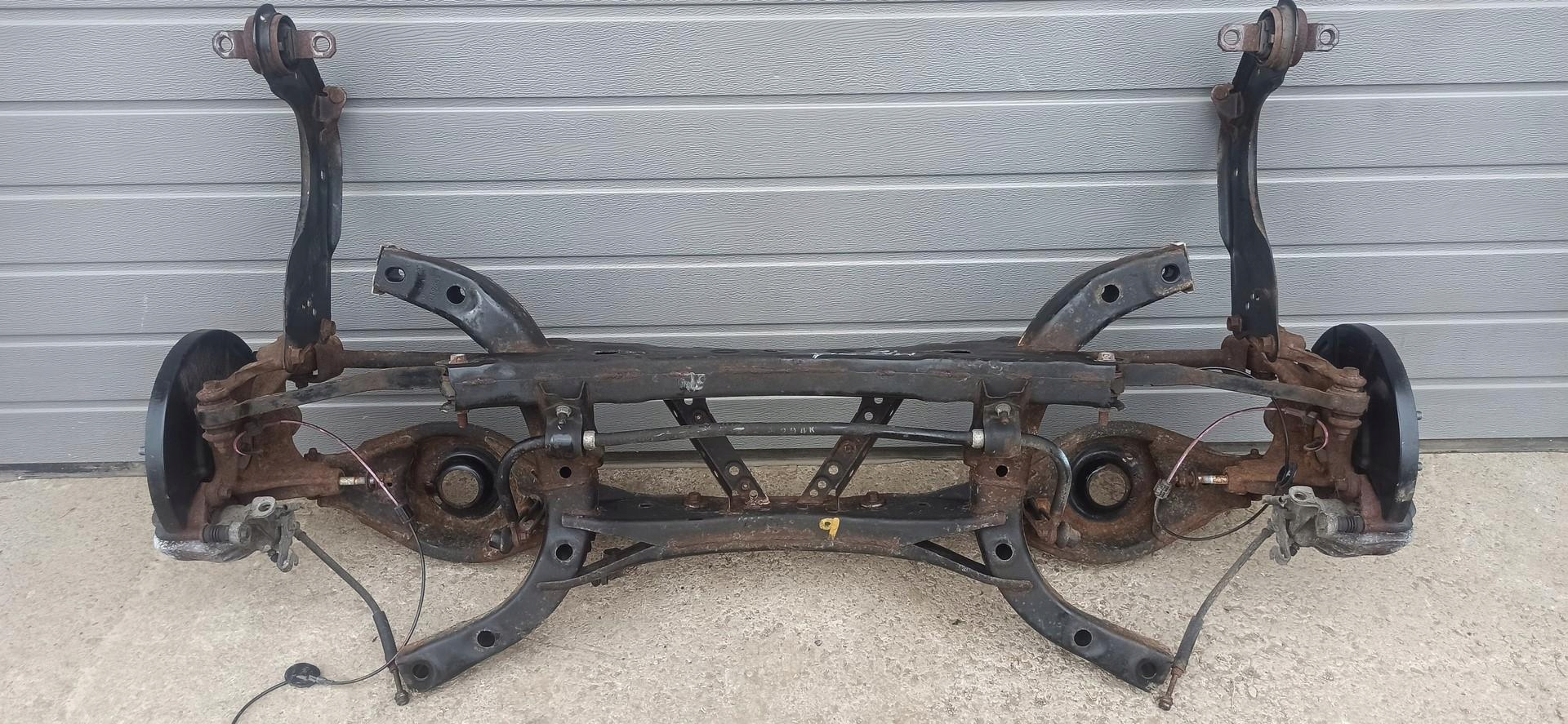 MAZDA 3 ZAWIESZNIE TYŁ 2015 KOMPLET