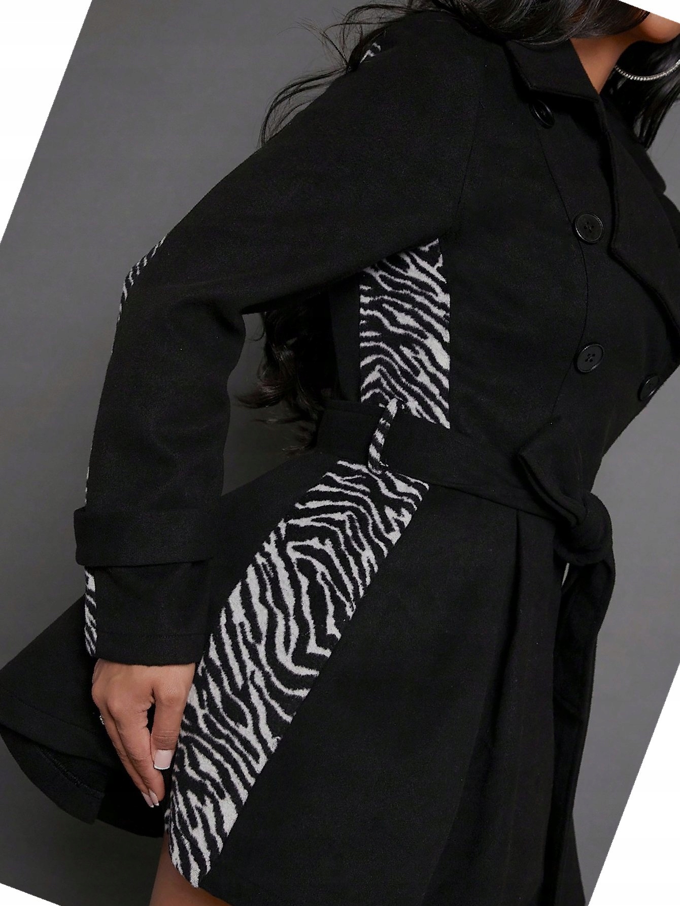 Dámský prošívaný kabát černý dvouřadý Zebra M 38