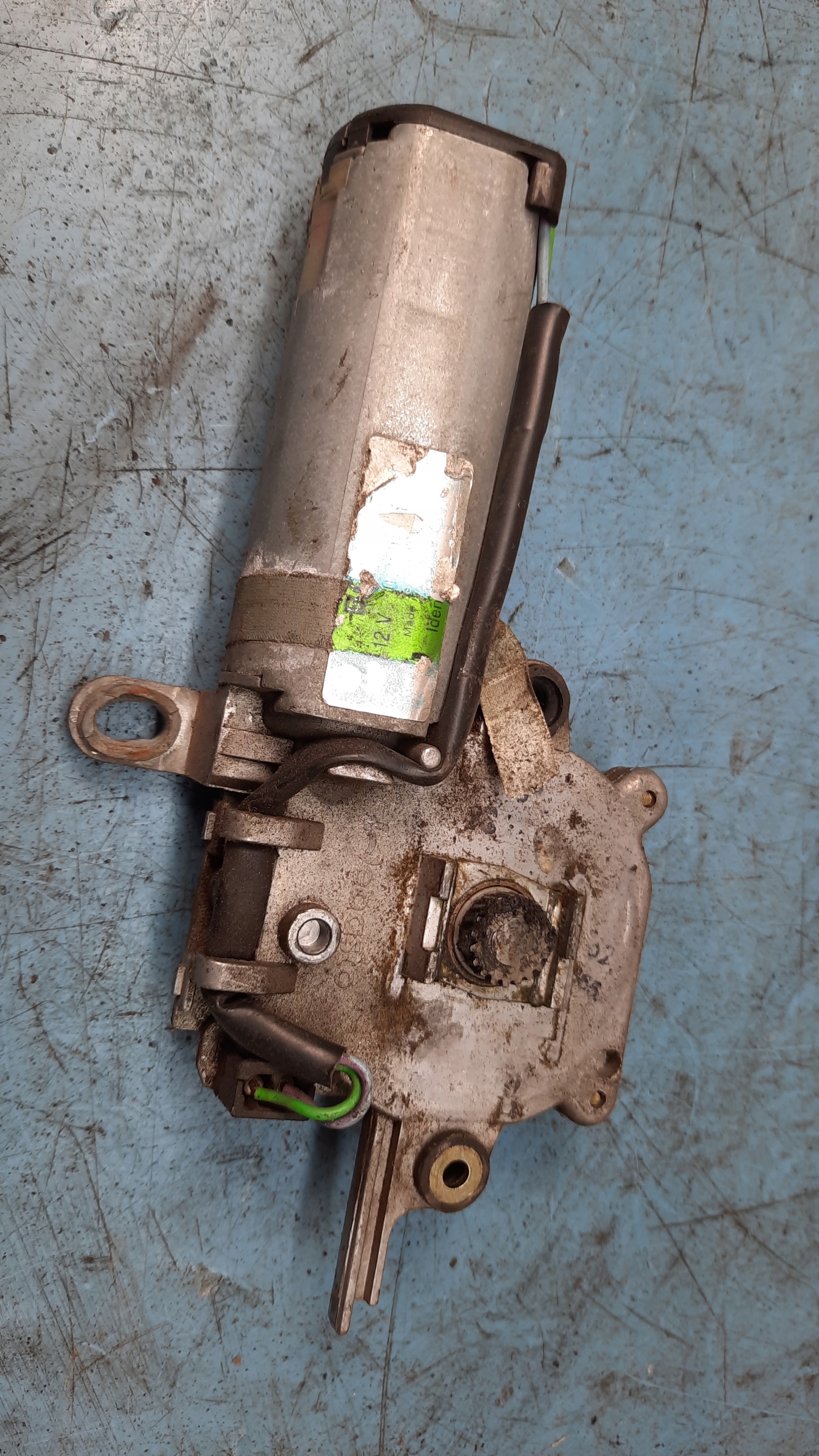 SILNIK SZYBERDACHU MERCEDES W168 A1688200842 Producent części Mercedes-Benz OE