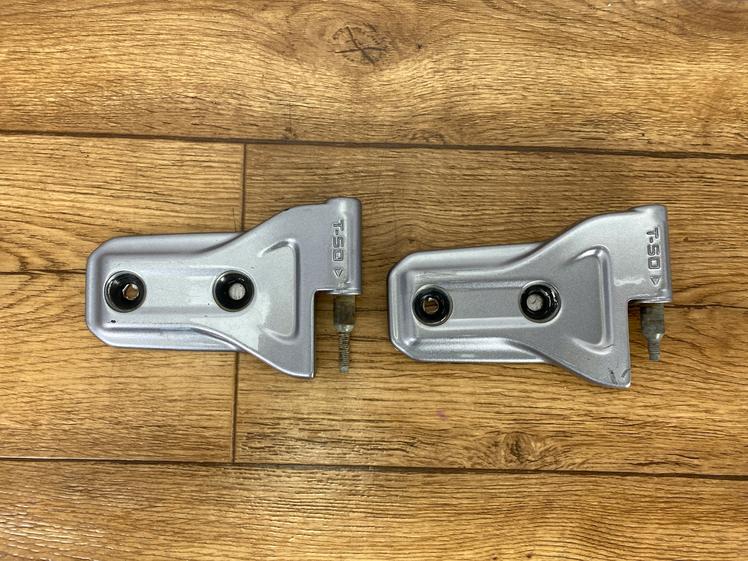 hinges door right front Jeep Wrangler JL 2018+ USA
