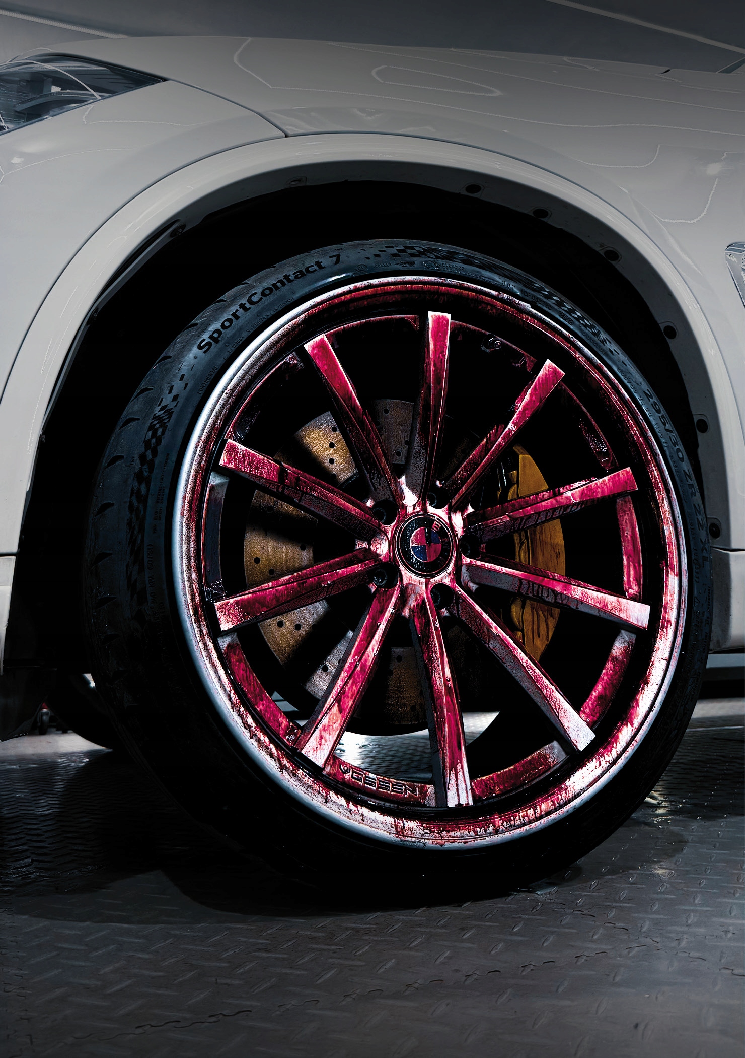 SWAG BASIC _ DEIRON BLOODY WHEEL 0,5L _ SKUTECZNY PŁYN DO CZYSZCZENIA FELG Stan opakowania oryginalne