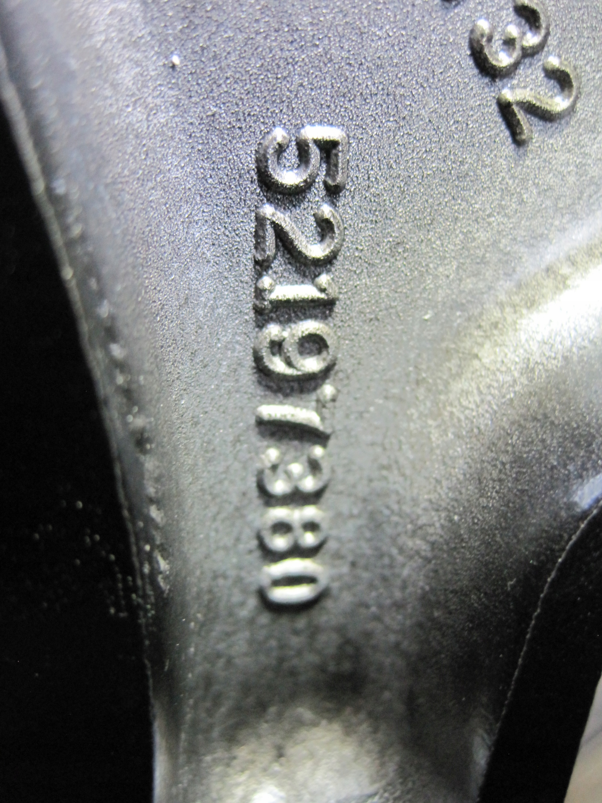wheels discs tyres Jeep AVENGER R16 4MM