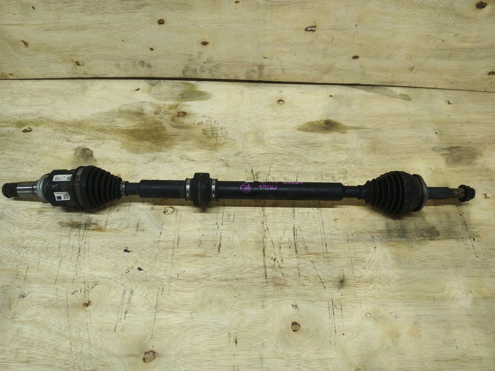semi-axis front right side Toyota Prius 3 XW30 2011