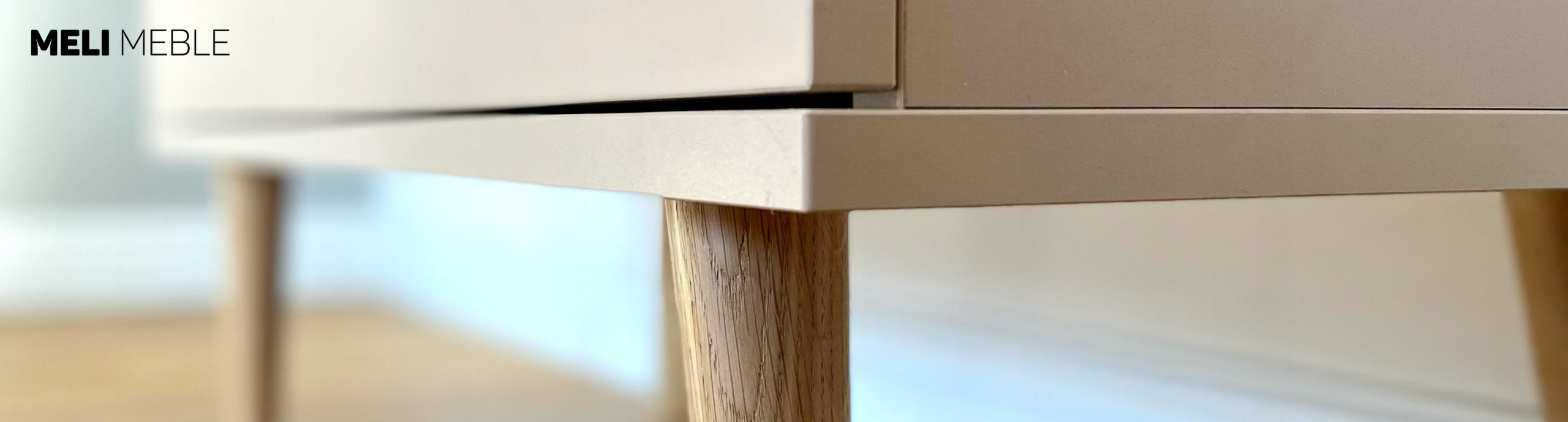 Komoda Skandynawska wysokie nóżki - RÓŻ NATURALNY Wysokość mebla 85 cm