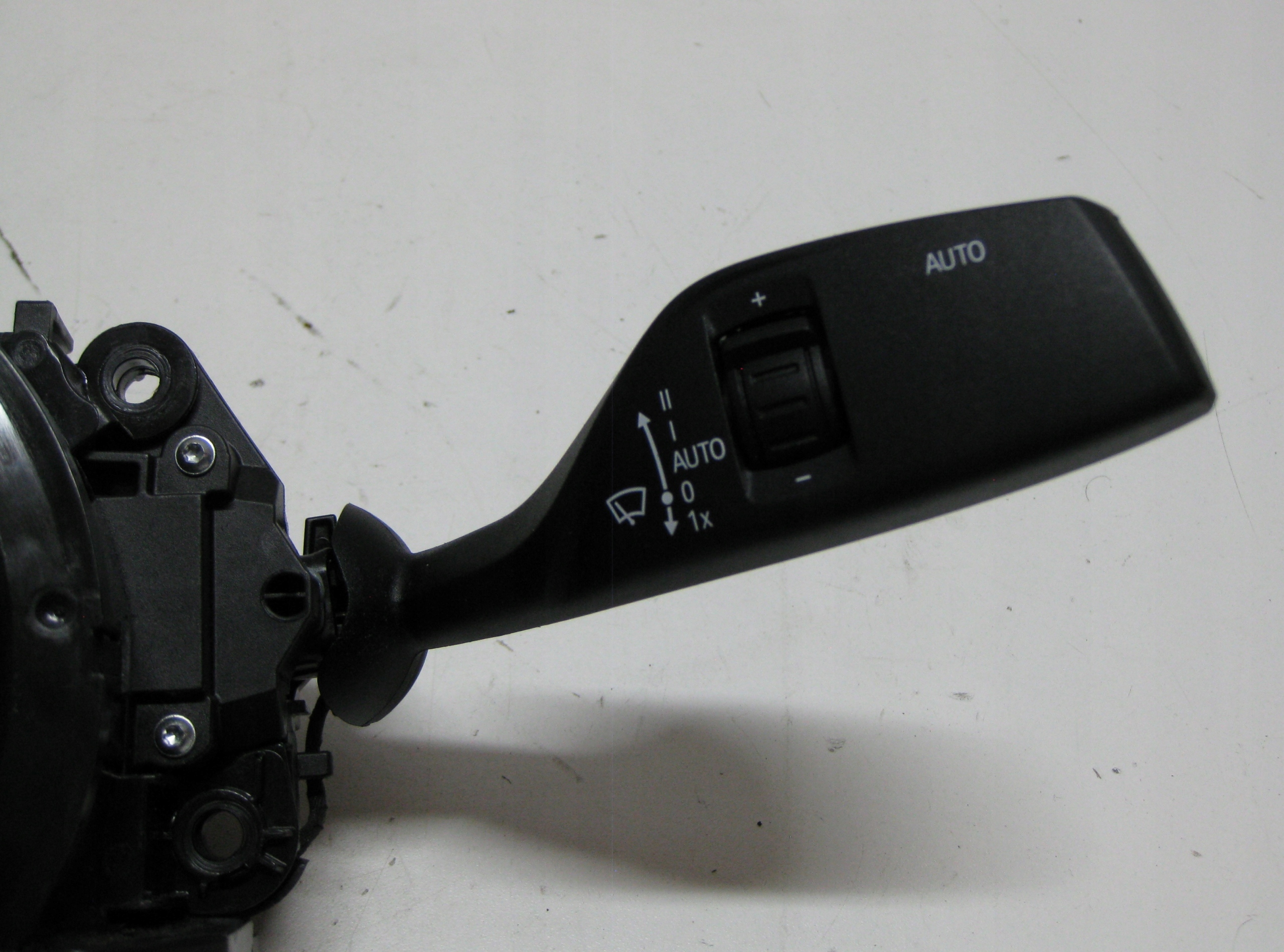 BMW 5 G30 3.0D 19R DEVIO LUCI TERGICRISTALLO TERGI 9437970