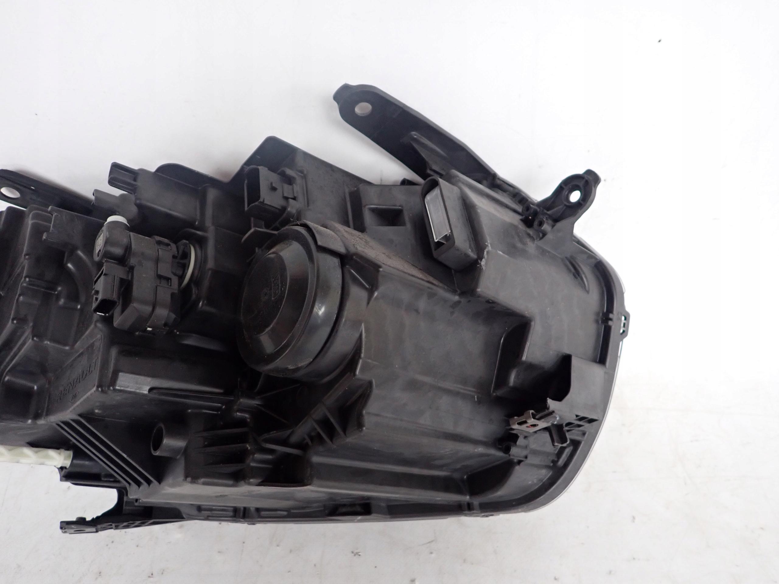 light front DACIA DUSTER II LIFT left FULL LED EUROPA 260602465R