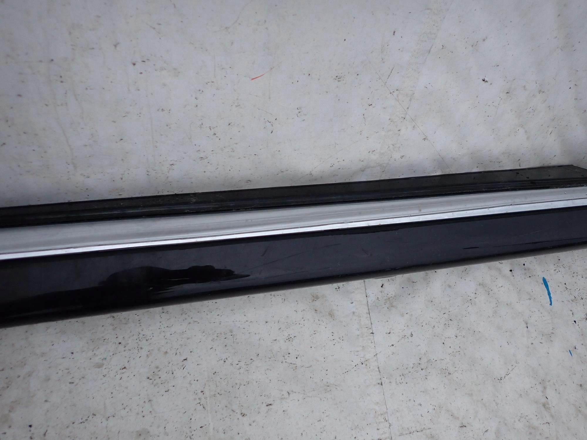 MITSUBISHI OUTLANDER III 3 PHEV 14-22 threshold right