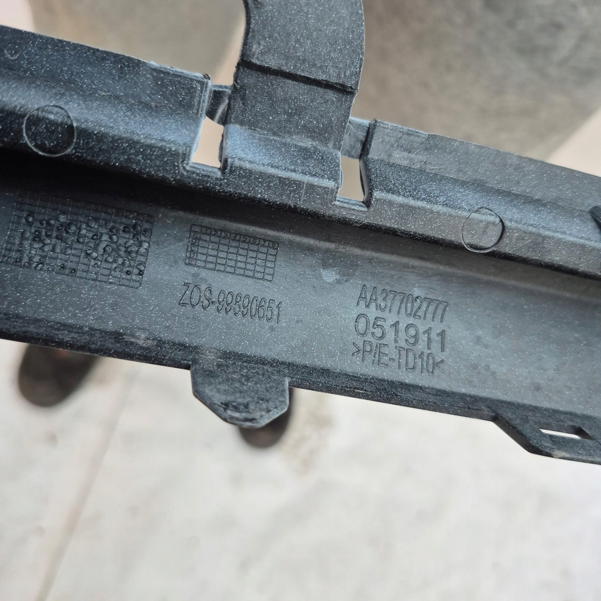 CITROEN C4 PICASSO II LIFT 16- bumper front front AA37702777