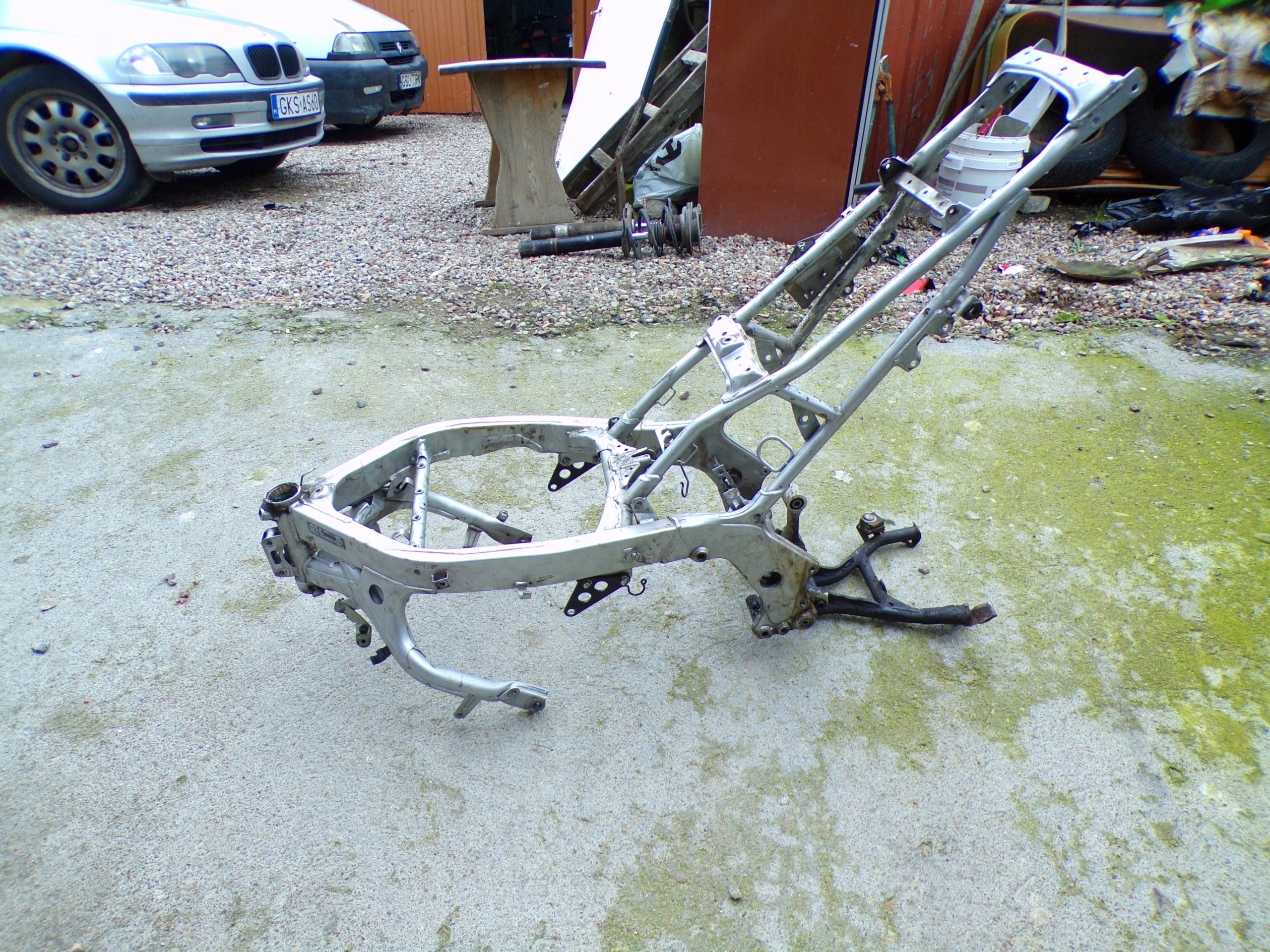 КАДР З ДОКУМЕНТІВ ЗОРЕЮ. Простий 100% HONDA CBR 600 F3