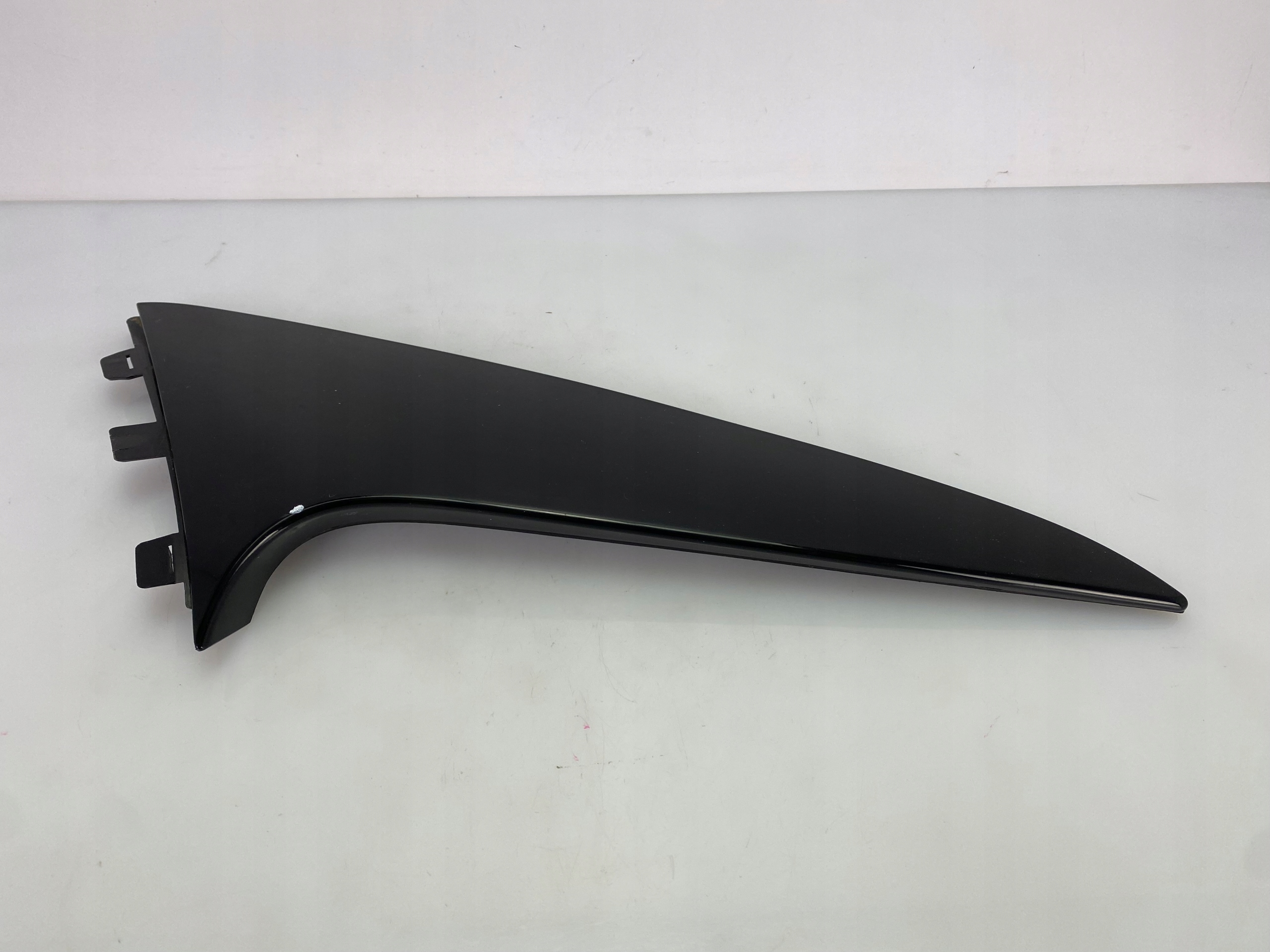 moulding lotka bonnet Ford Kuga MK3 Escape 2020+