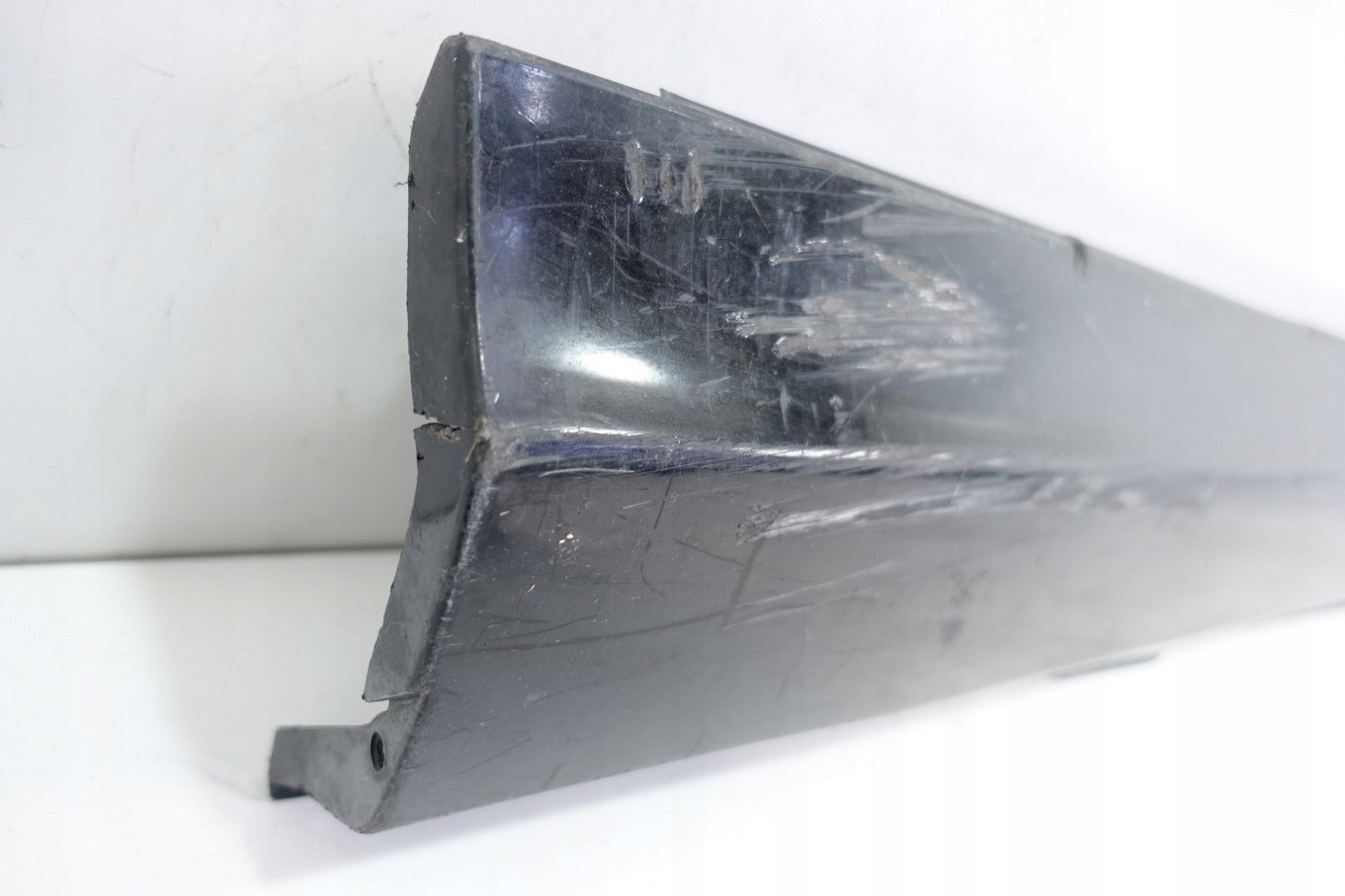 cap moulding threshold right MERCEDES C W204