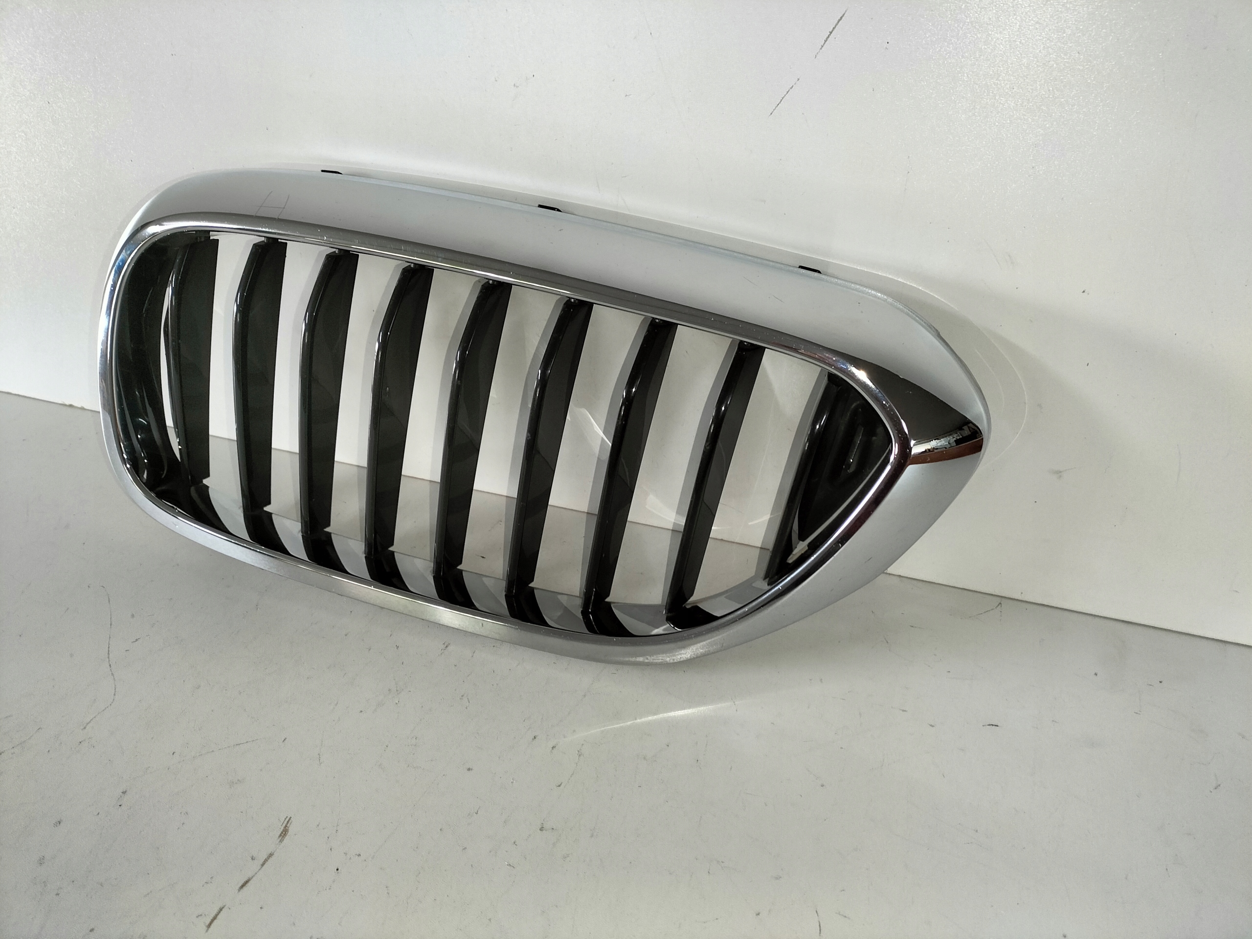 grille kidney grille left BMW 5 G30 G31 17