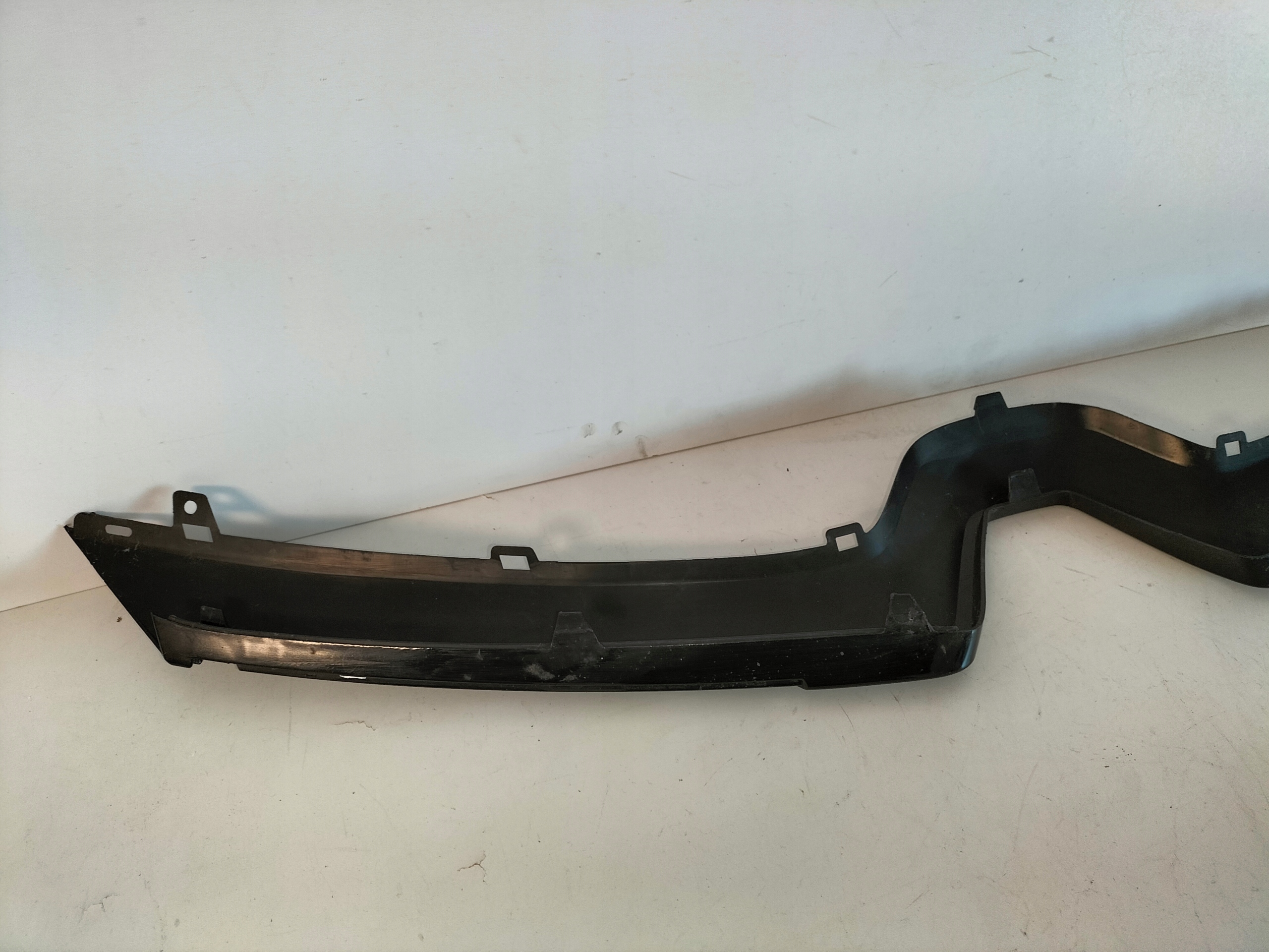 grille moulding cap upper front RENAULT CLIO 4 IV 12