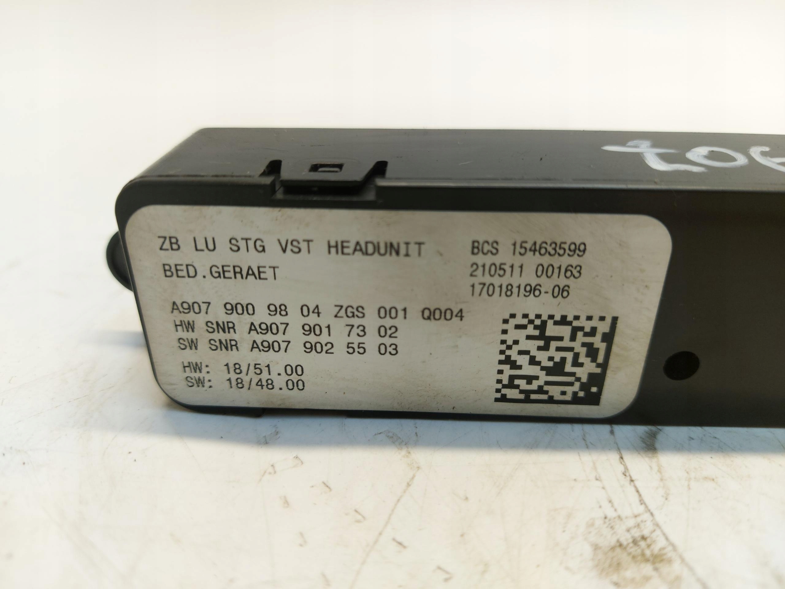 MERCEDES Sprinter W907 Panel Commandes radio A9079009804