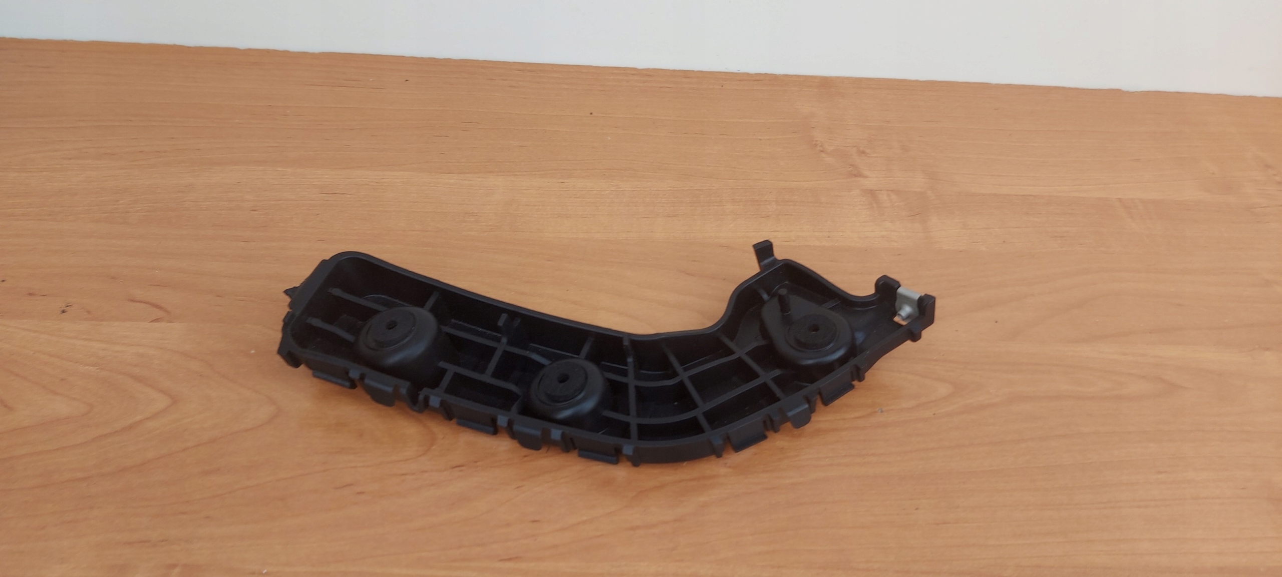 CHEVROLET TRAX bumper bracket right rear part bracket