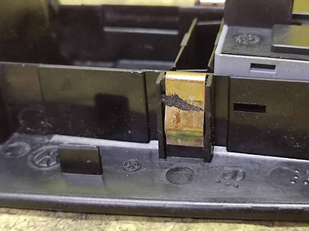 VW POLO IV window control switch 6Q1867171