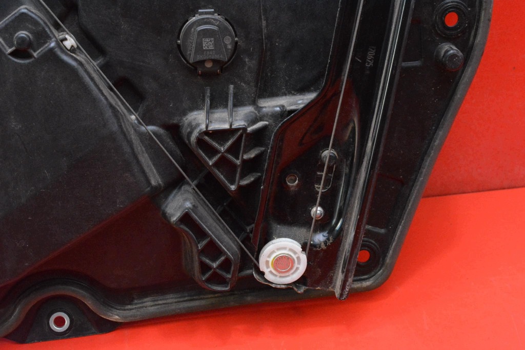 window regulator left front EU 5K1837729N VW GOLF 6 VI 5D HB 08-15