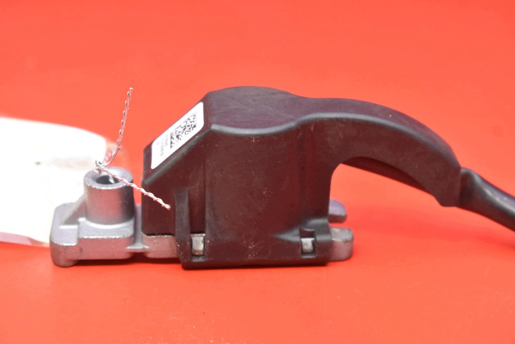 impact sensor P31305432 VOLVO V40 2 II 12-16