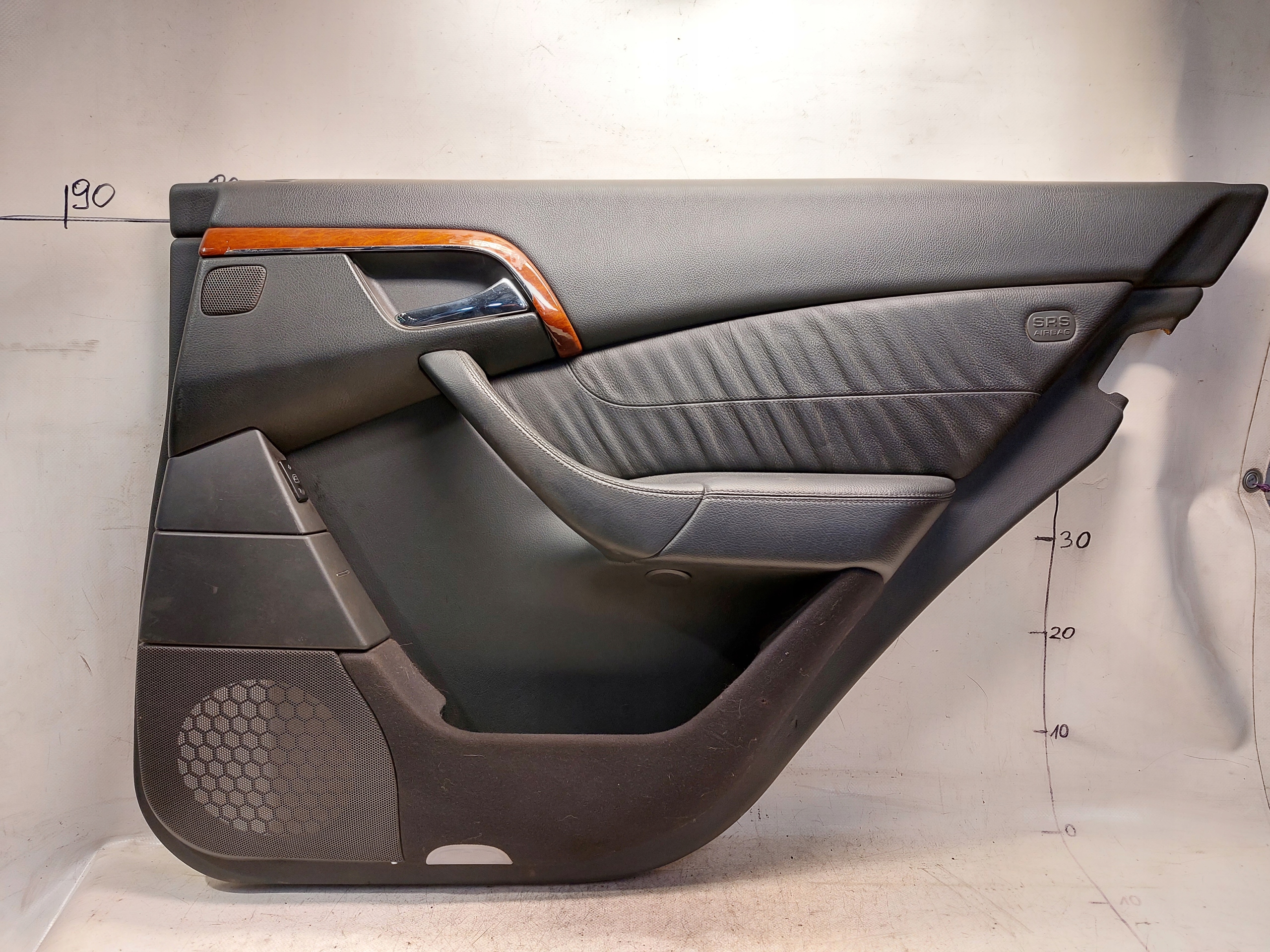 side upholstery door right rear part MERCEDES W220