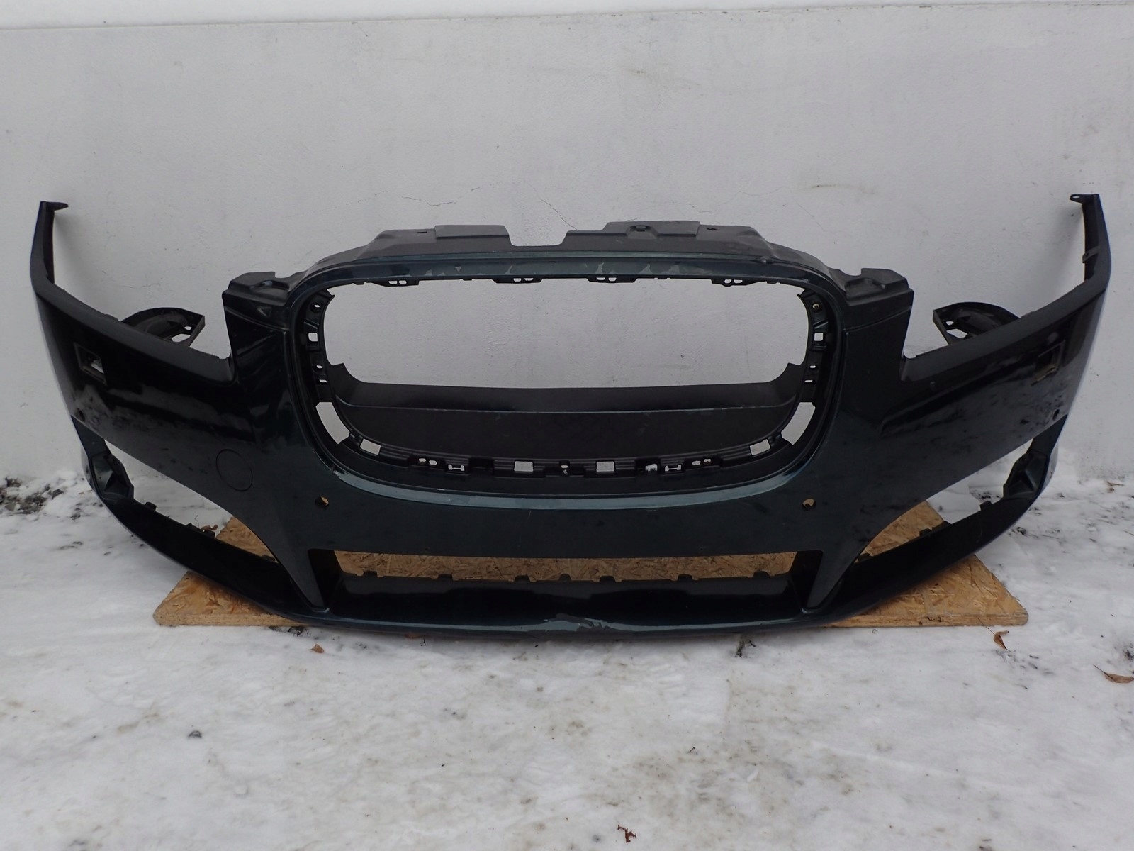 bumper front front JAGUAR XF X250 2008-2011R