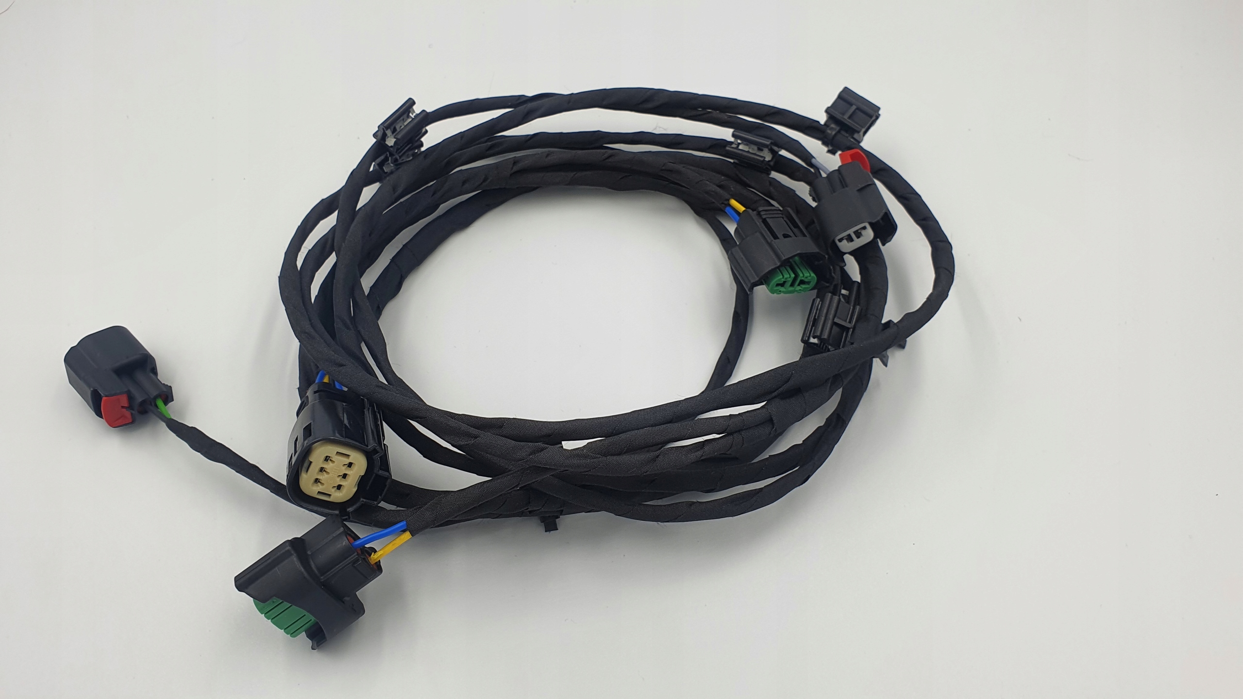 WIĄZKA ZDERZAKA PRZÓD DODGE CHALLENGER 68259674AB