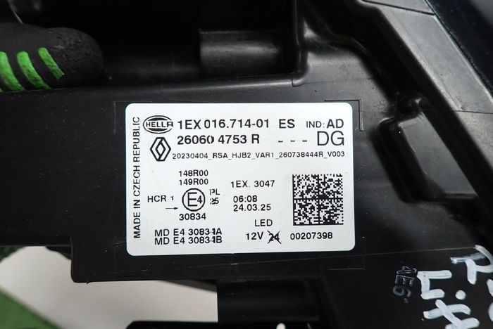 RENAULT CAPTUR II LED PURE VISION LIFT 24- reflektor left light 260604753R