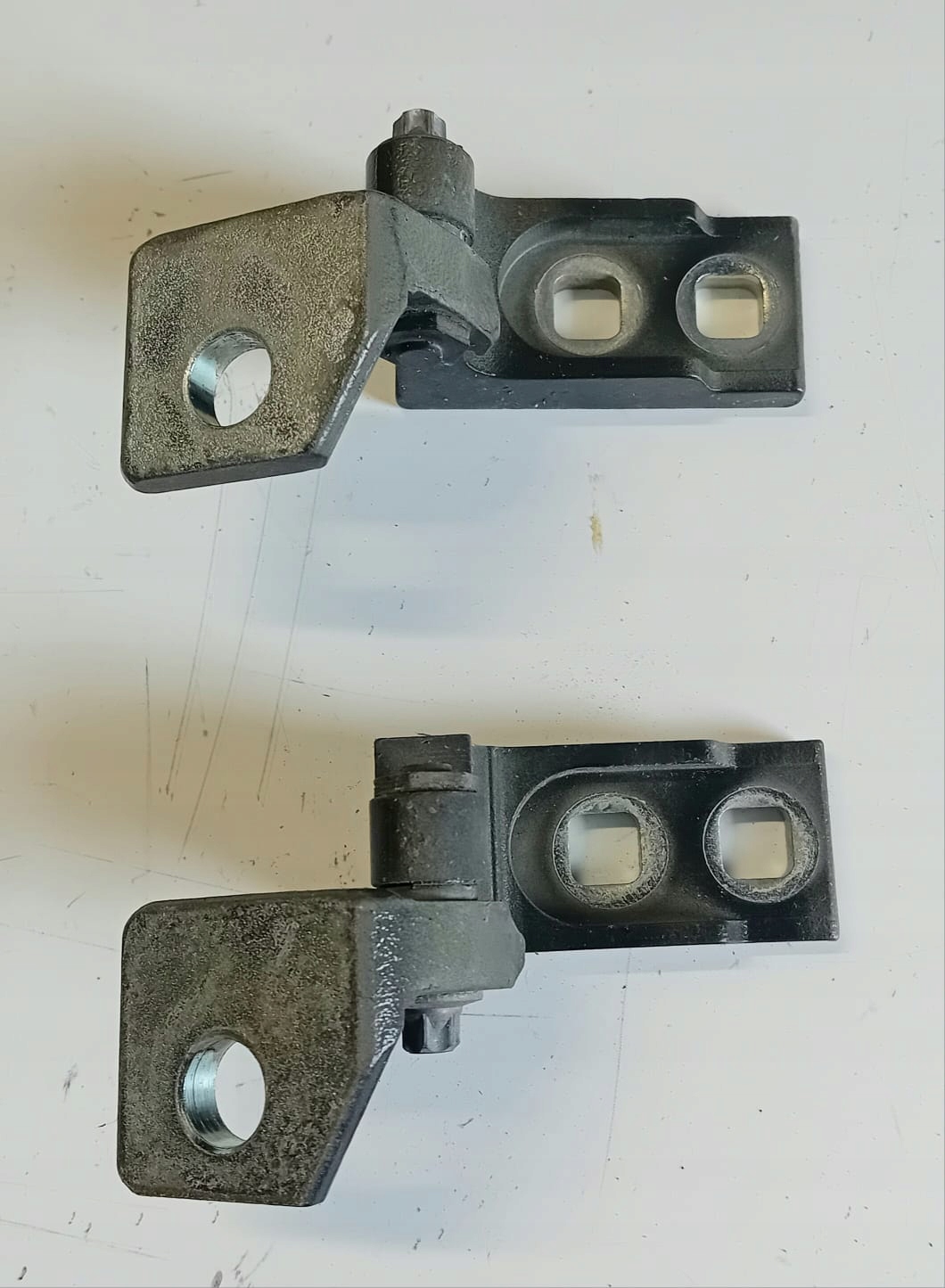 hinges door right front OPEL CORSA E
