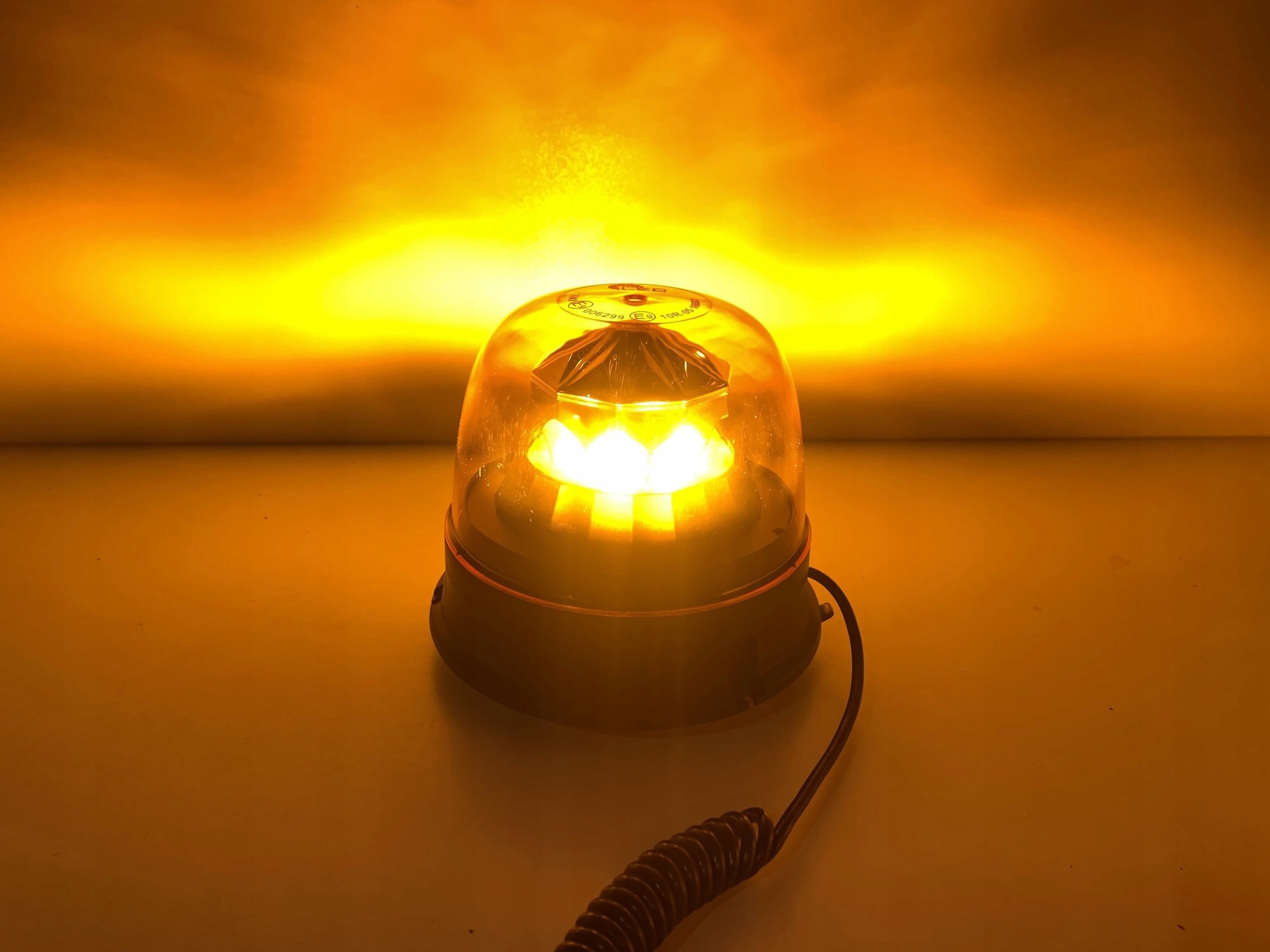 KOGUT LED 7 MODE LAMPA OSTRZEGAWCZA MAGNES 12V 24V Color orange