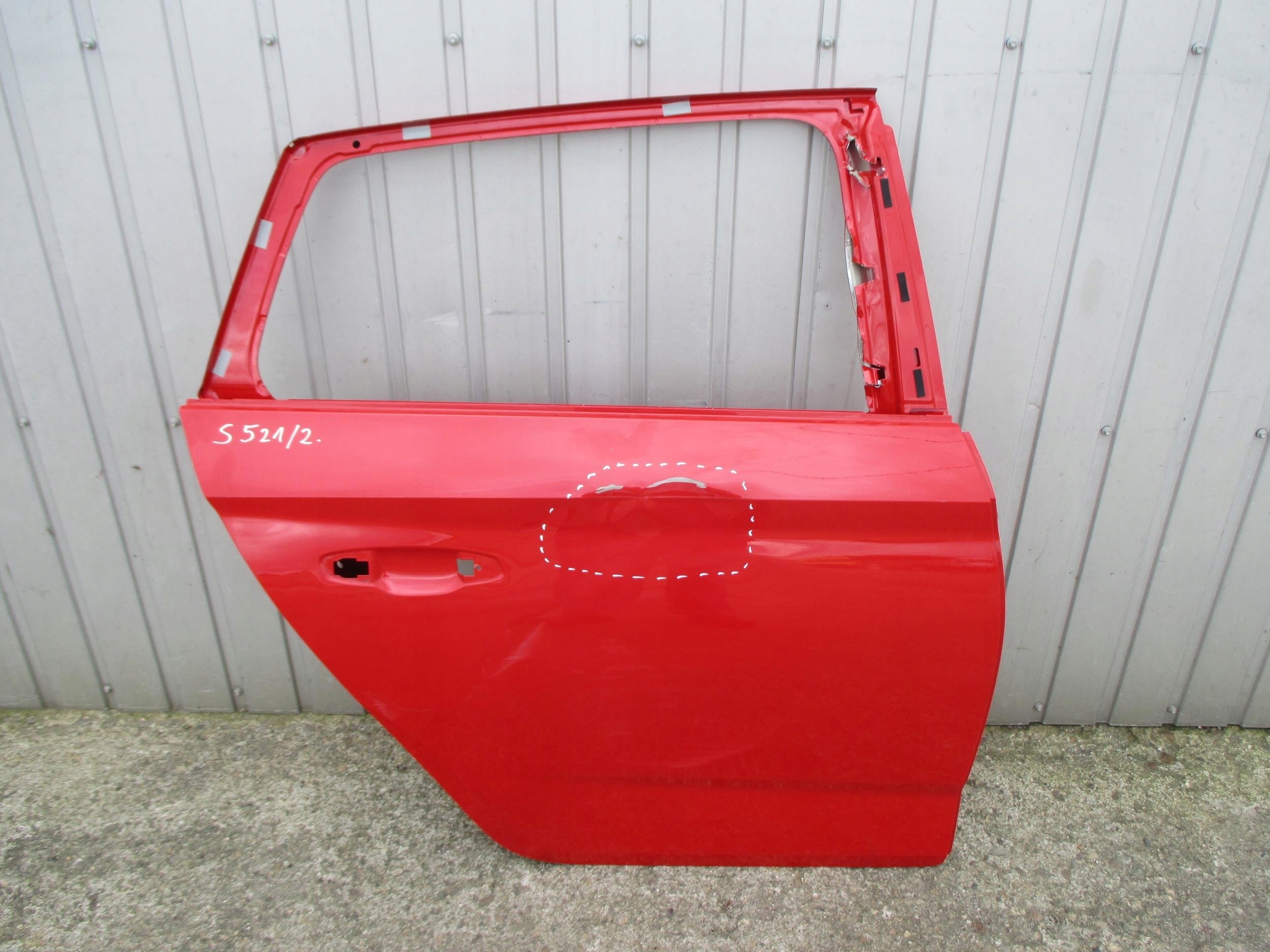 SKODA SCALA 19- DRZWI PRAWE TYLNE