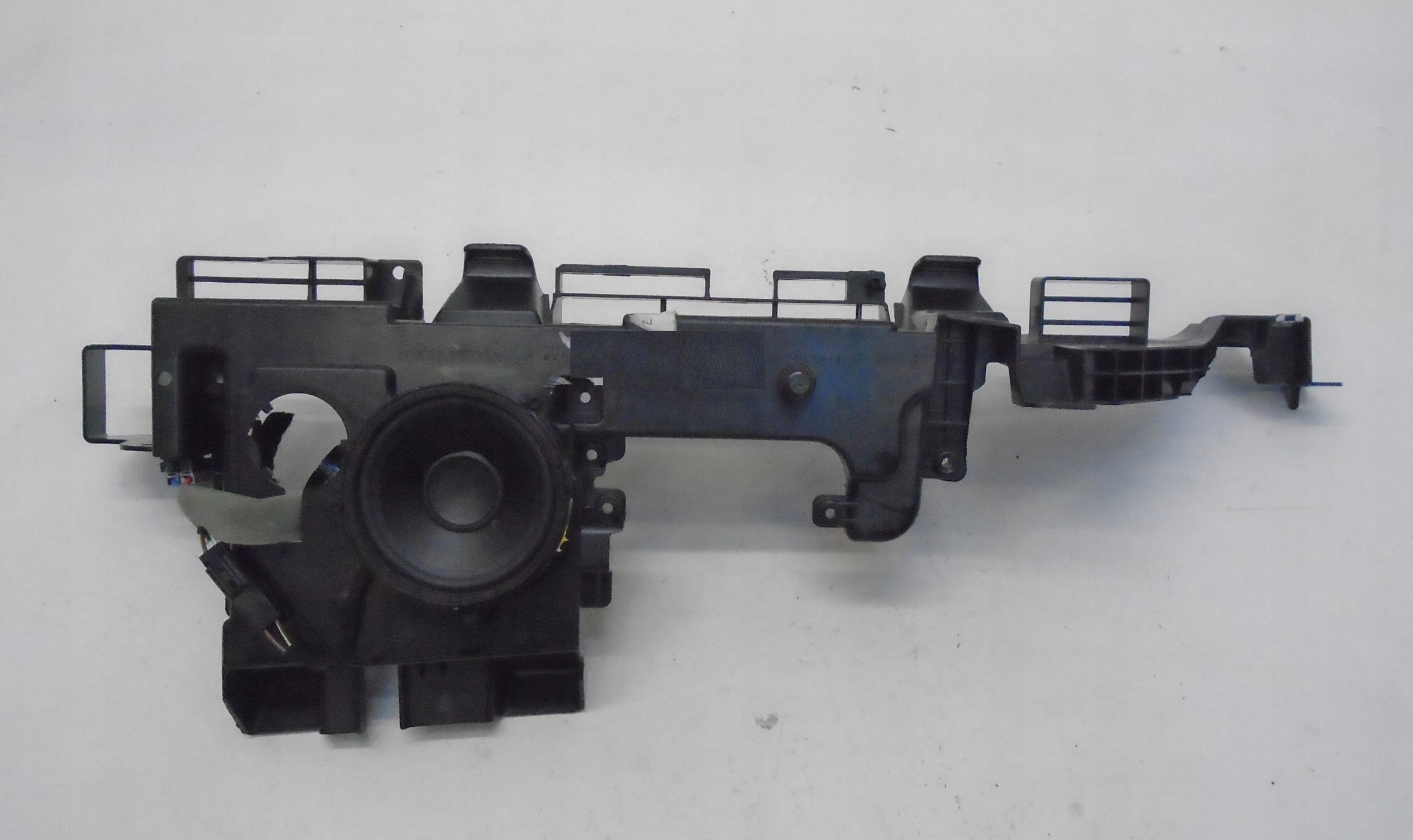 DK6245531A - Range SPORT L494 крепление обивки багажника