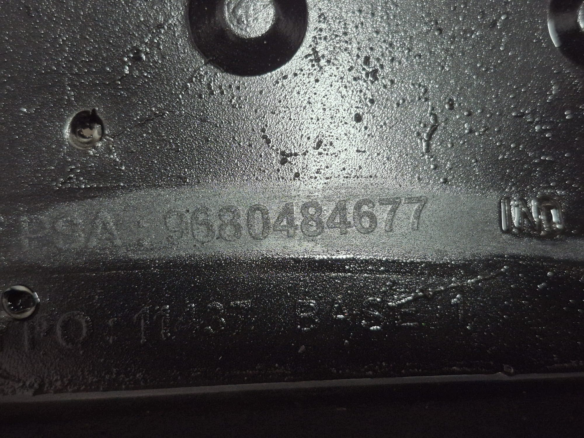 PEUGEOT 308 and T7 07-11 bumper front front 9680484677