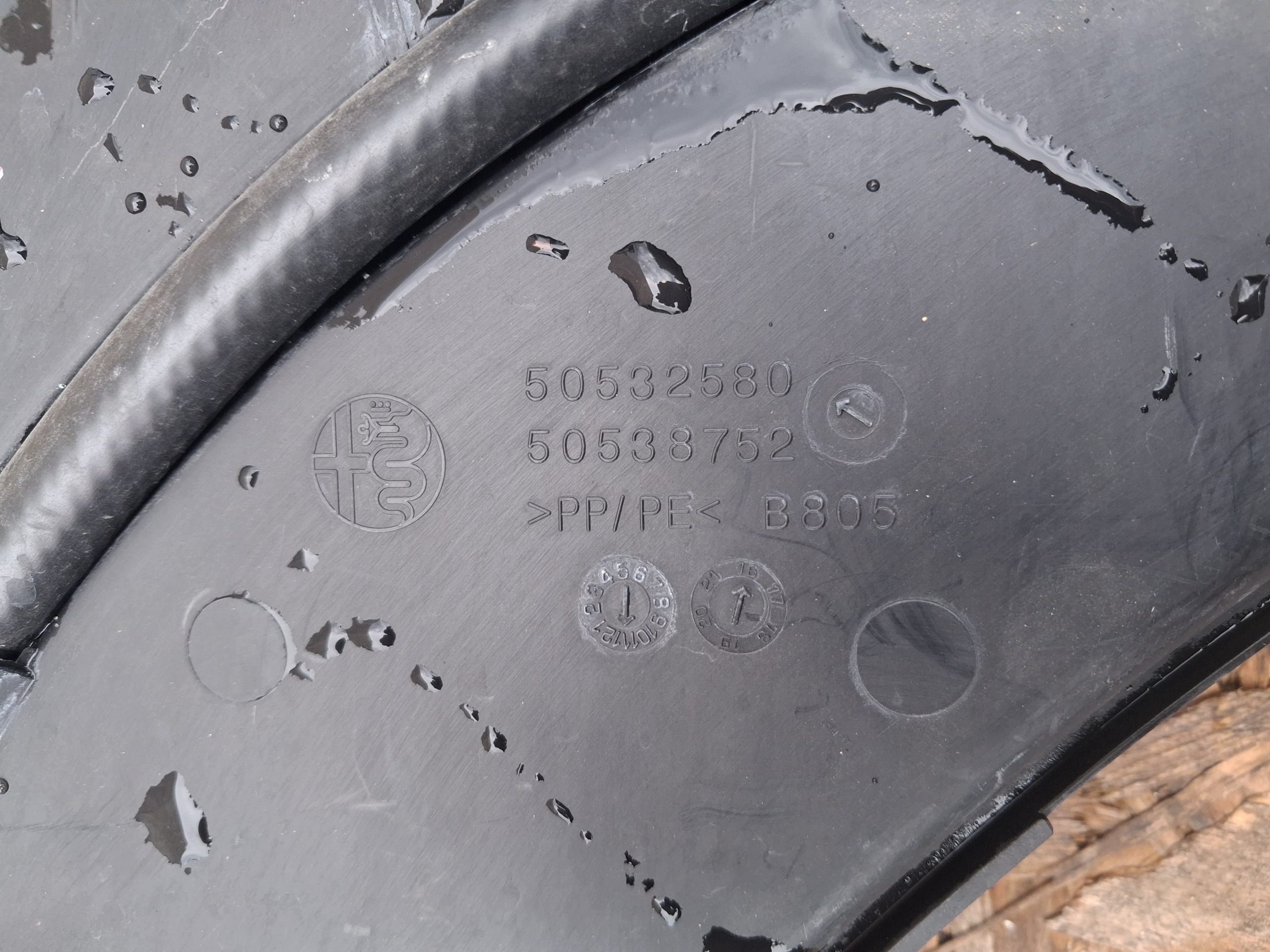 washer fluid tank ALFA ROMEO GIULIA 50532580