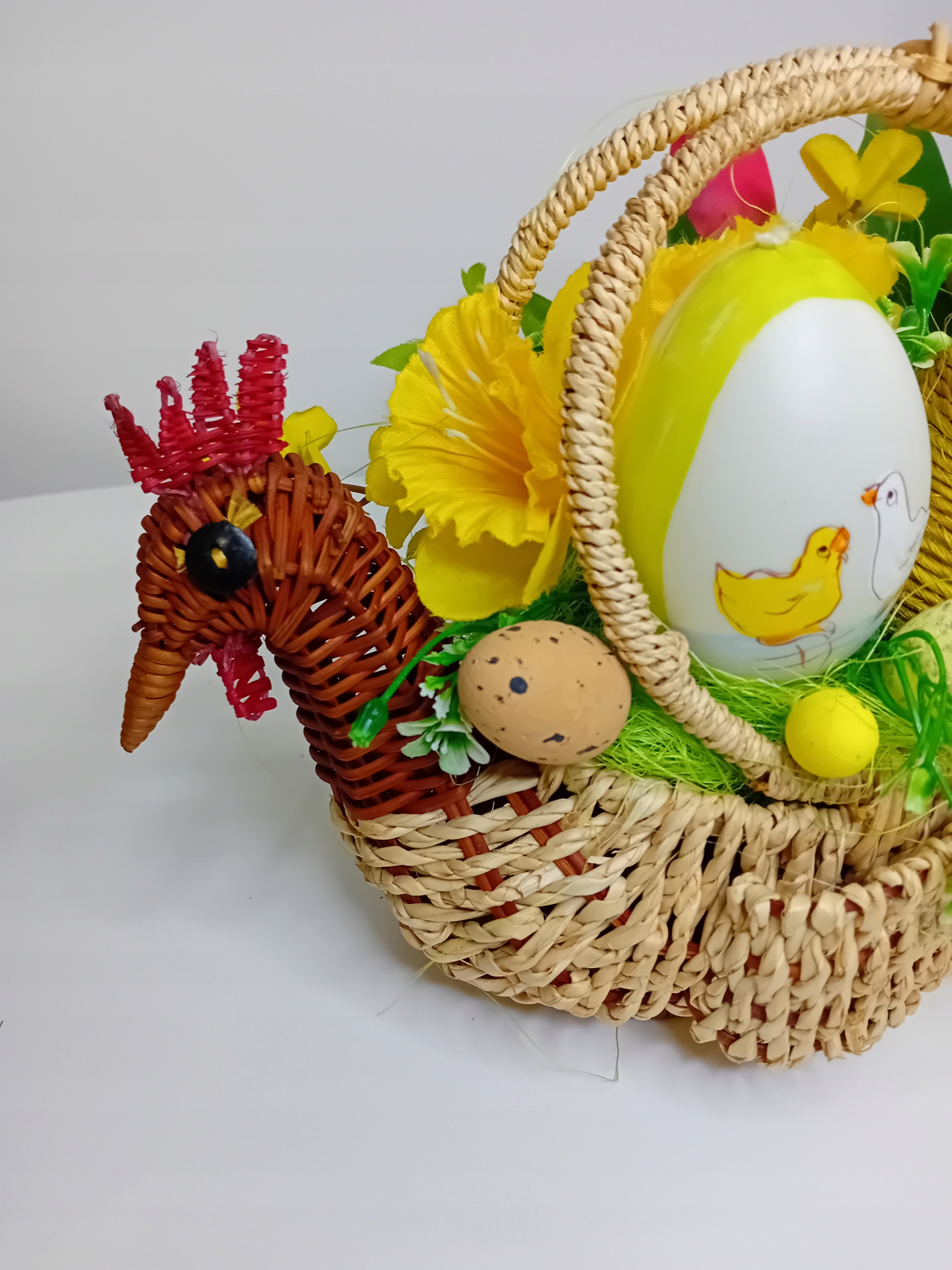 STROIK WIELKANOCNY GLAMOUR DEKORACJA KOMPOZYCJA KOSZYCZEK KURA WIKLINOWA Materiał inny