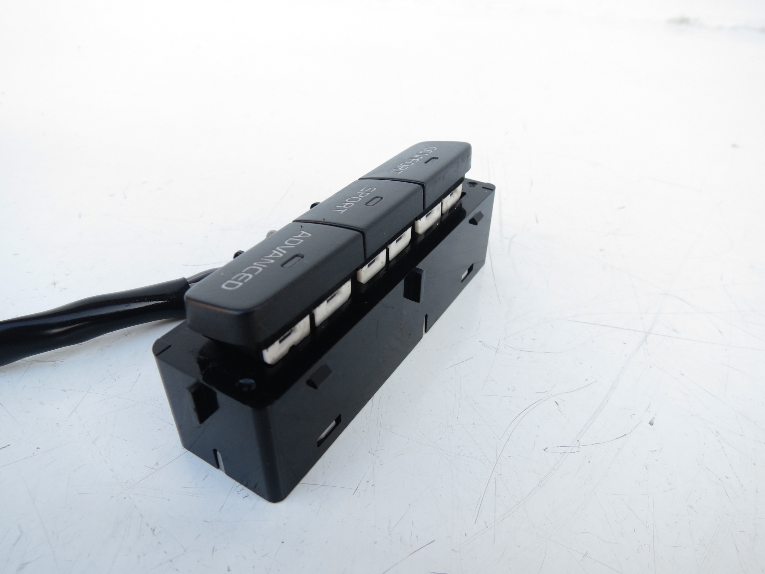 switch PANEL PRZYCISKI springing 30724234 VOLVO S80 II S60 II V60 and