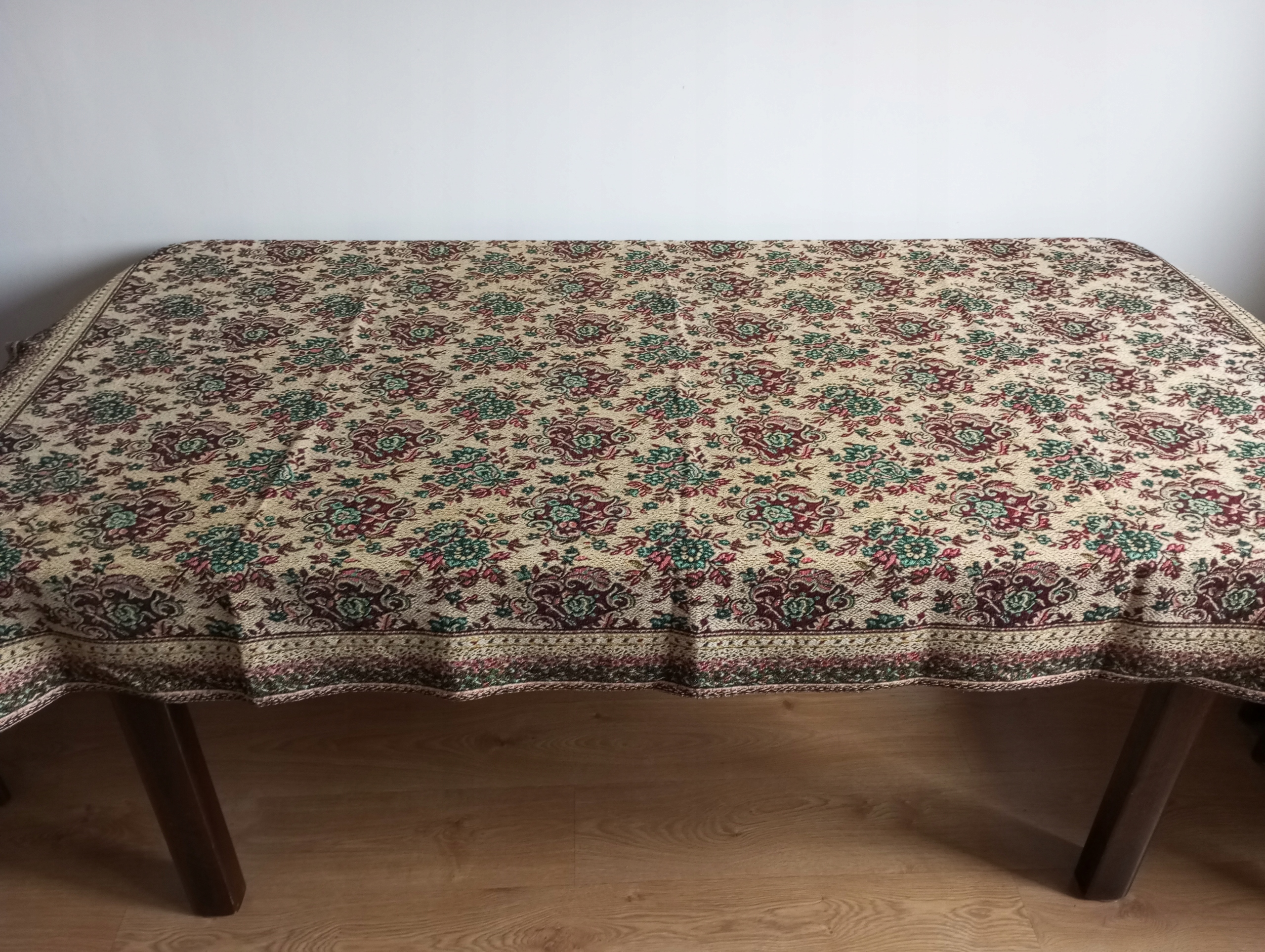 NARZUTA KAPA BAWEŁNIANA - ŻAKARDOWA 191 / 130 cm.