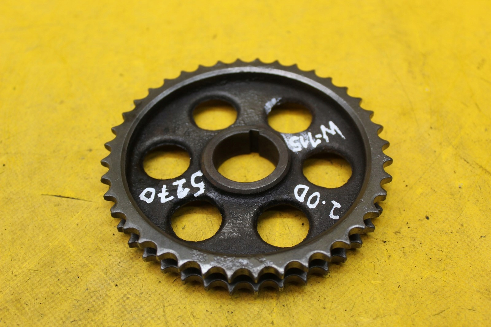 Шкив ГРМ MB W115 2.0 D 619.913