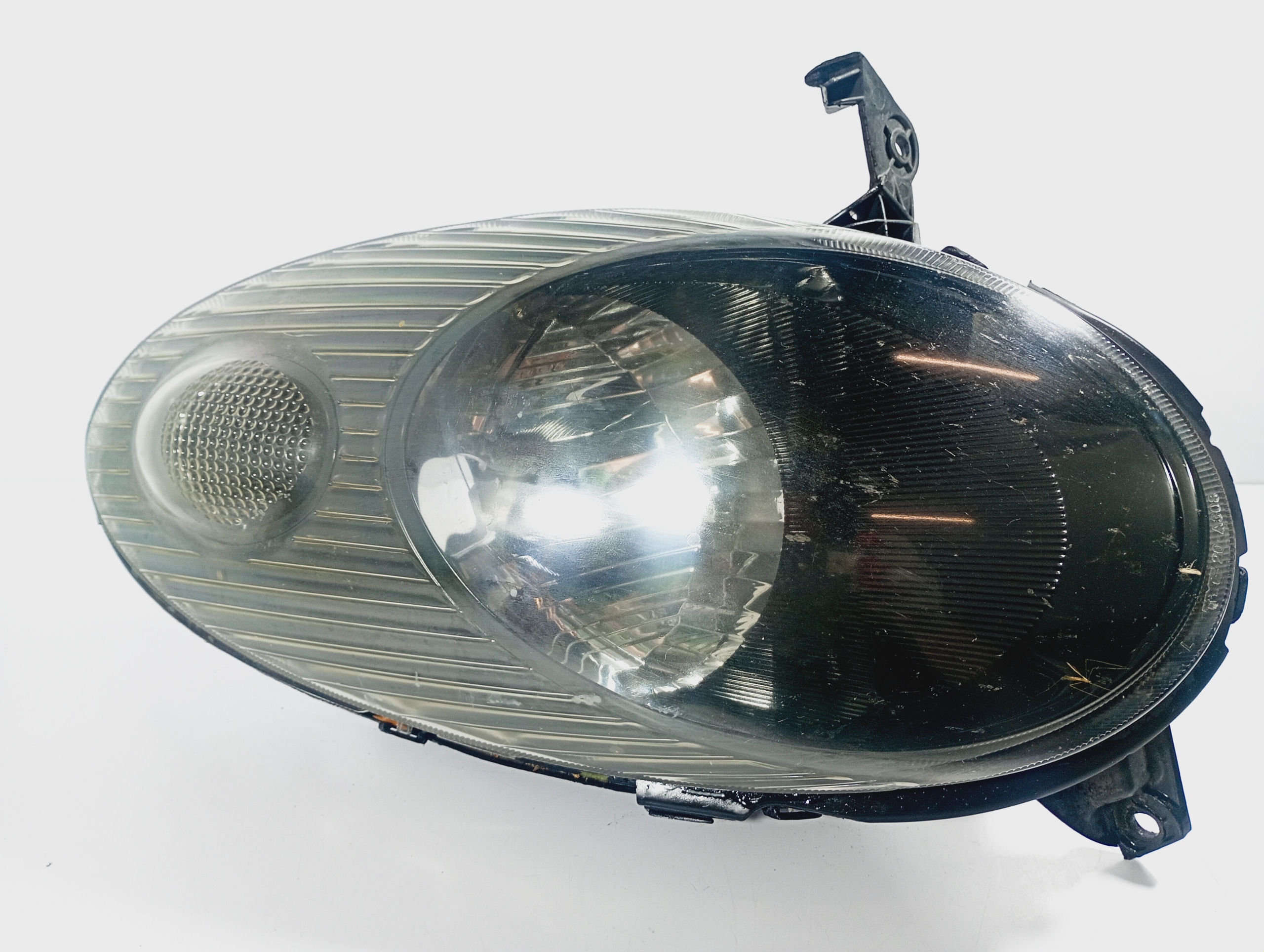 light left front REFLEKTOR left front 20A308B Nissan Micra K12 03-10