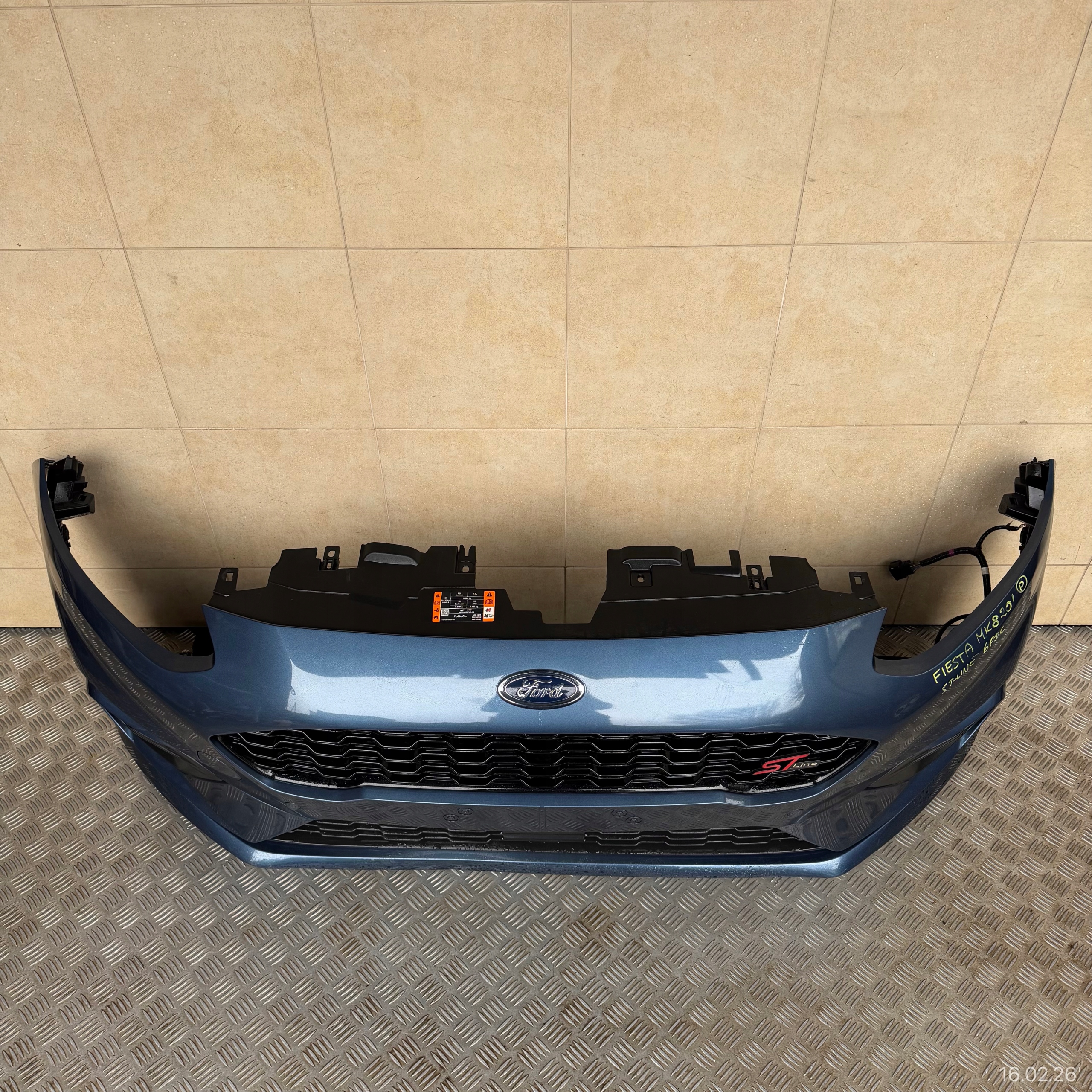 front bumper complete FORD FIESTA MK8 ST-LINE 2020 ROK 6 PDC