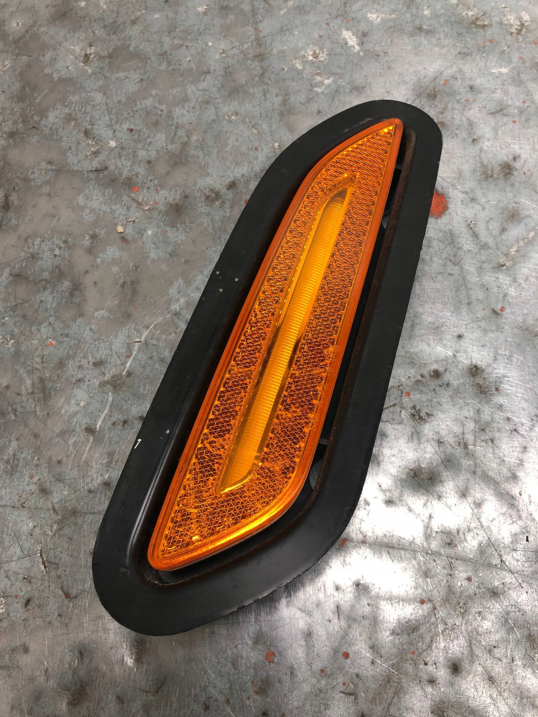 Indicateur de direction Aile Droite Avant PORSCHE CAYENNE 7P5945128