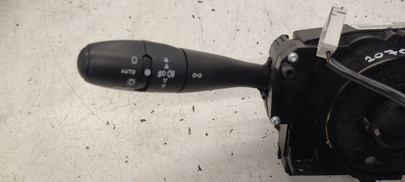 steering wheel levers and controls ring zwijak Peugeot 207 CC
