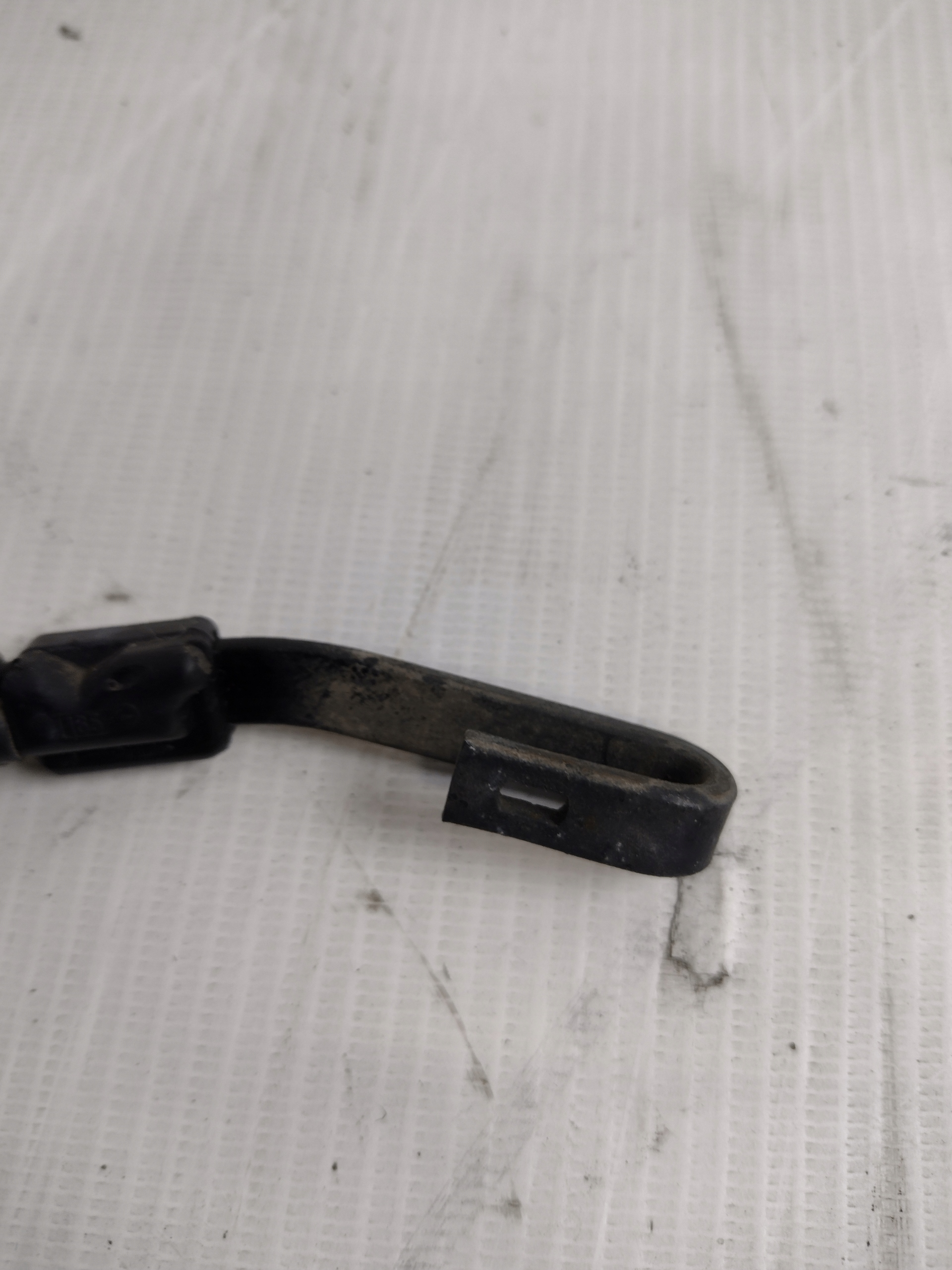 wischerarm links heck Citroen Berlingo und