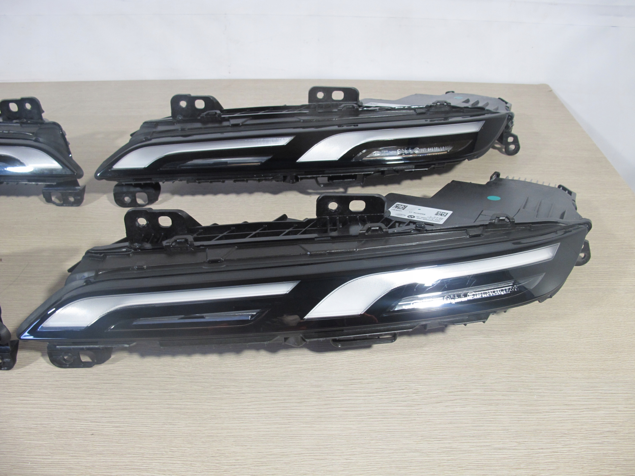 LAMPY PRZEDNIE BMW G70 LED 9450079/80 Producent części BMW OE