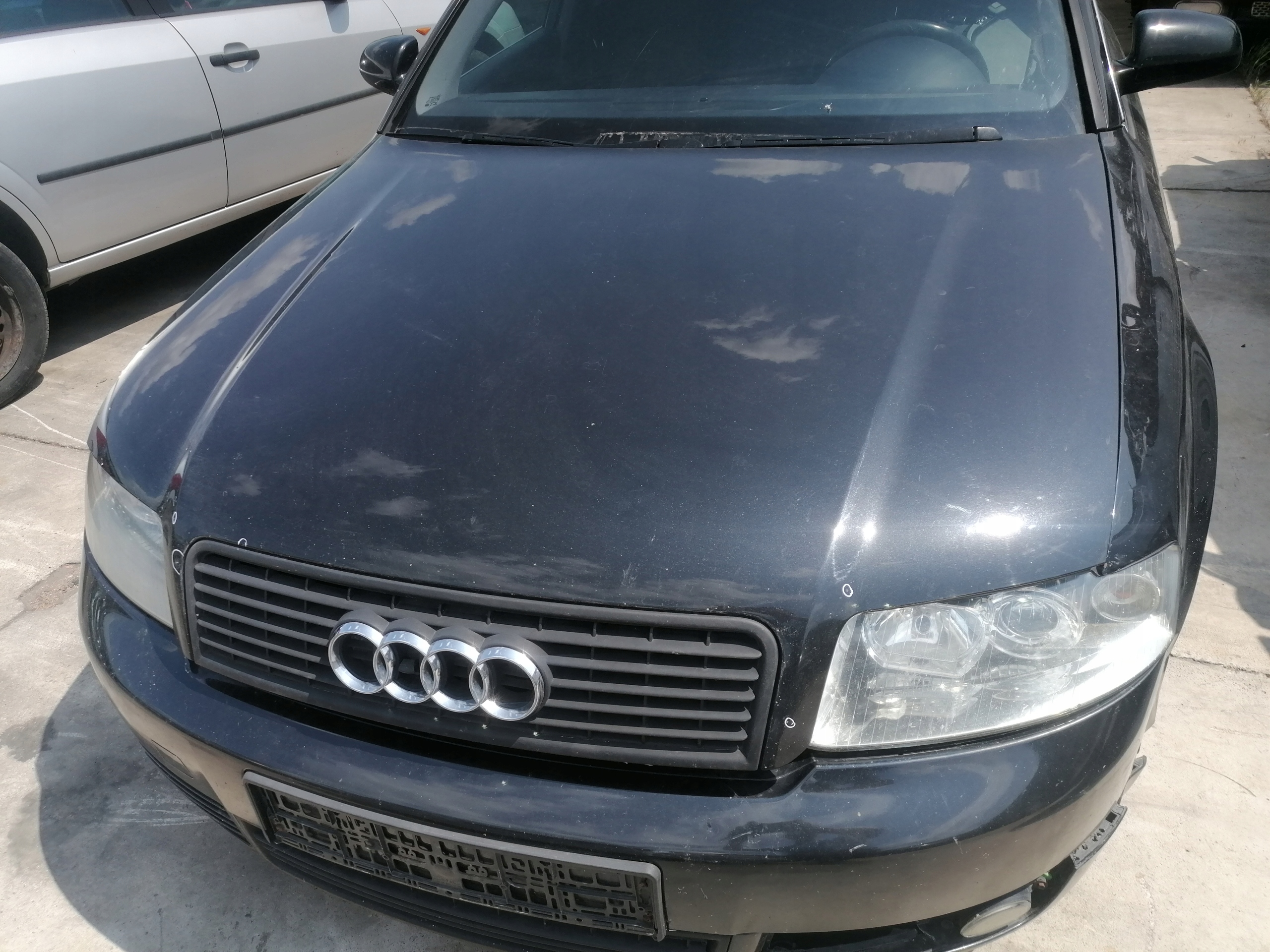 Audi A4 B6 Capot