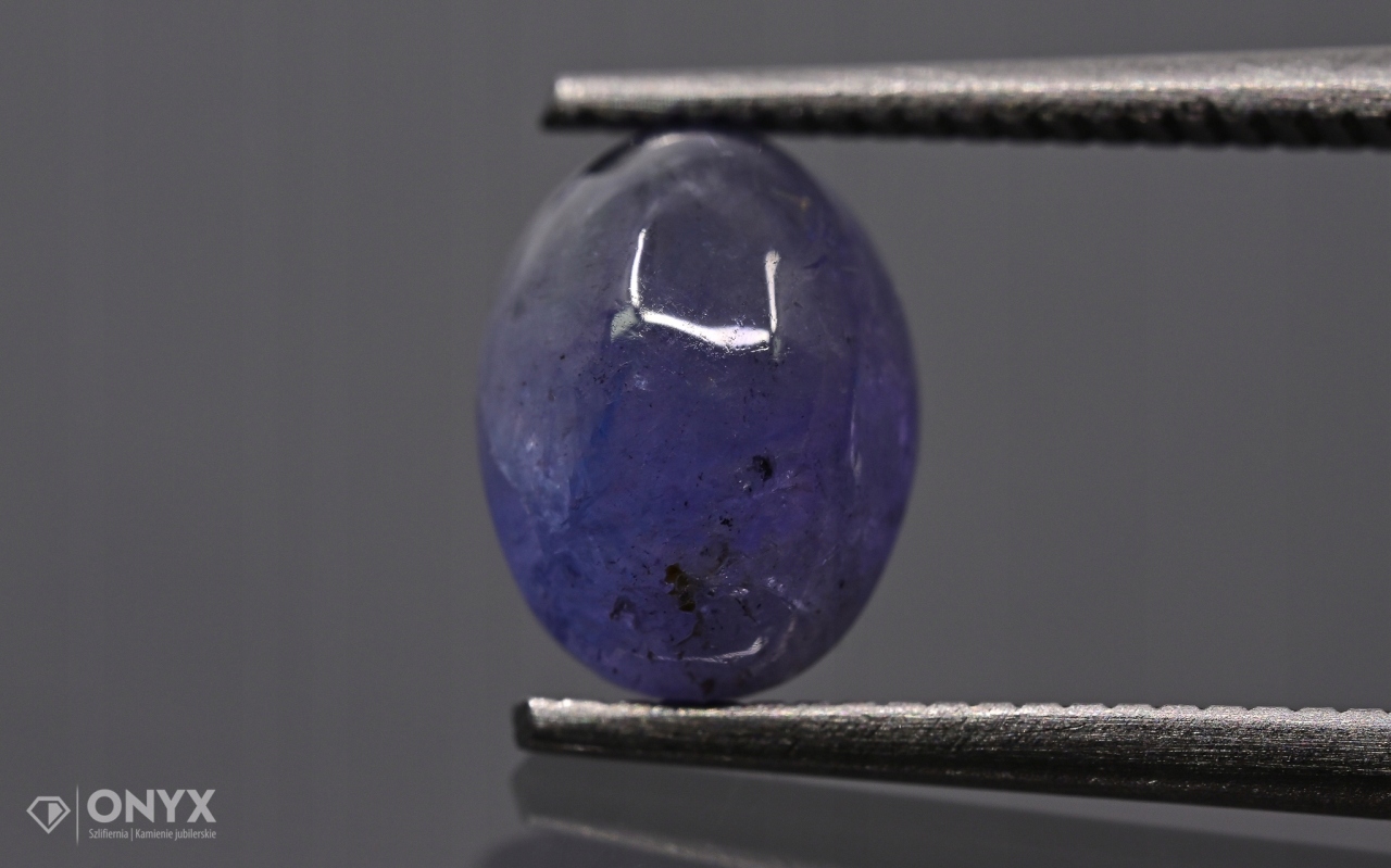 Tanzanit kabošon ovál 7,8x6 mm