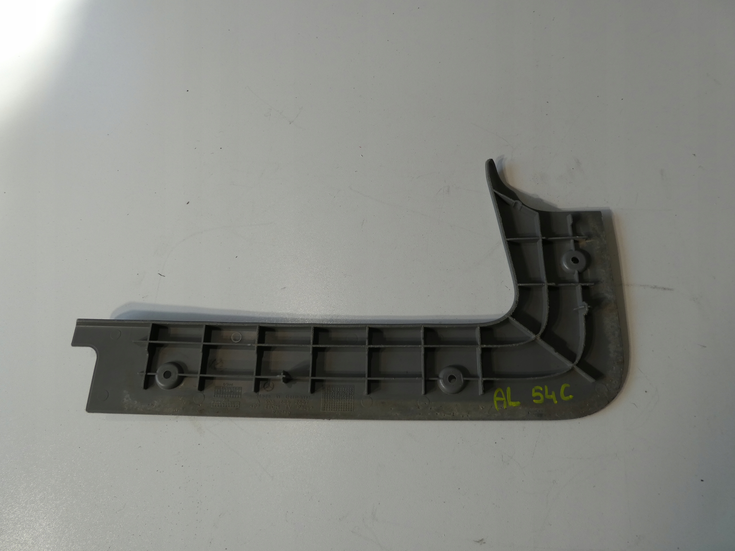 MERCEDES SPRINTER 906 OSŁONA A9066862607 Producent części Mercedes-Benz OE